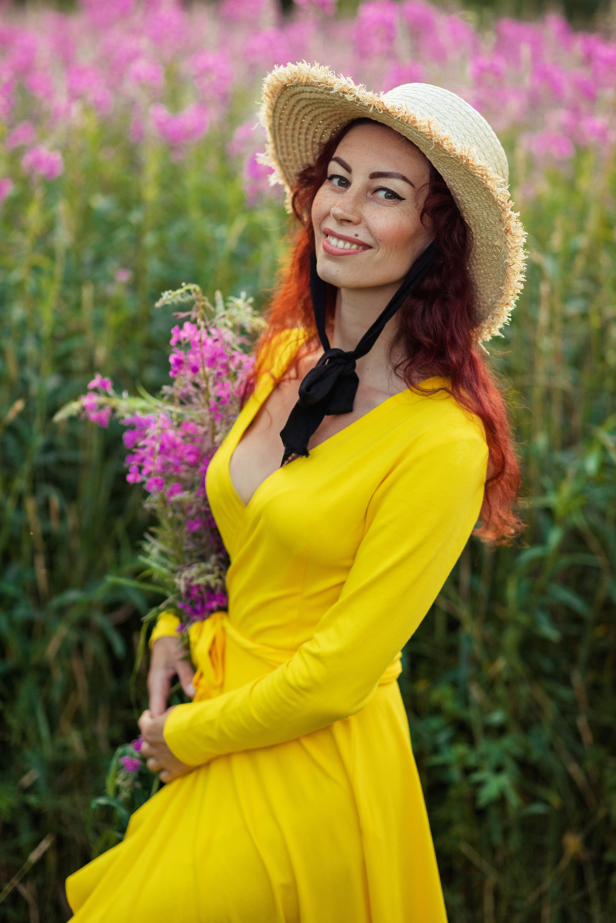 Вика и Саша в Иван-чае. Безуглова Юлия Контент фотограф Санкт-Петербург