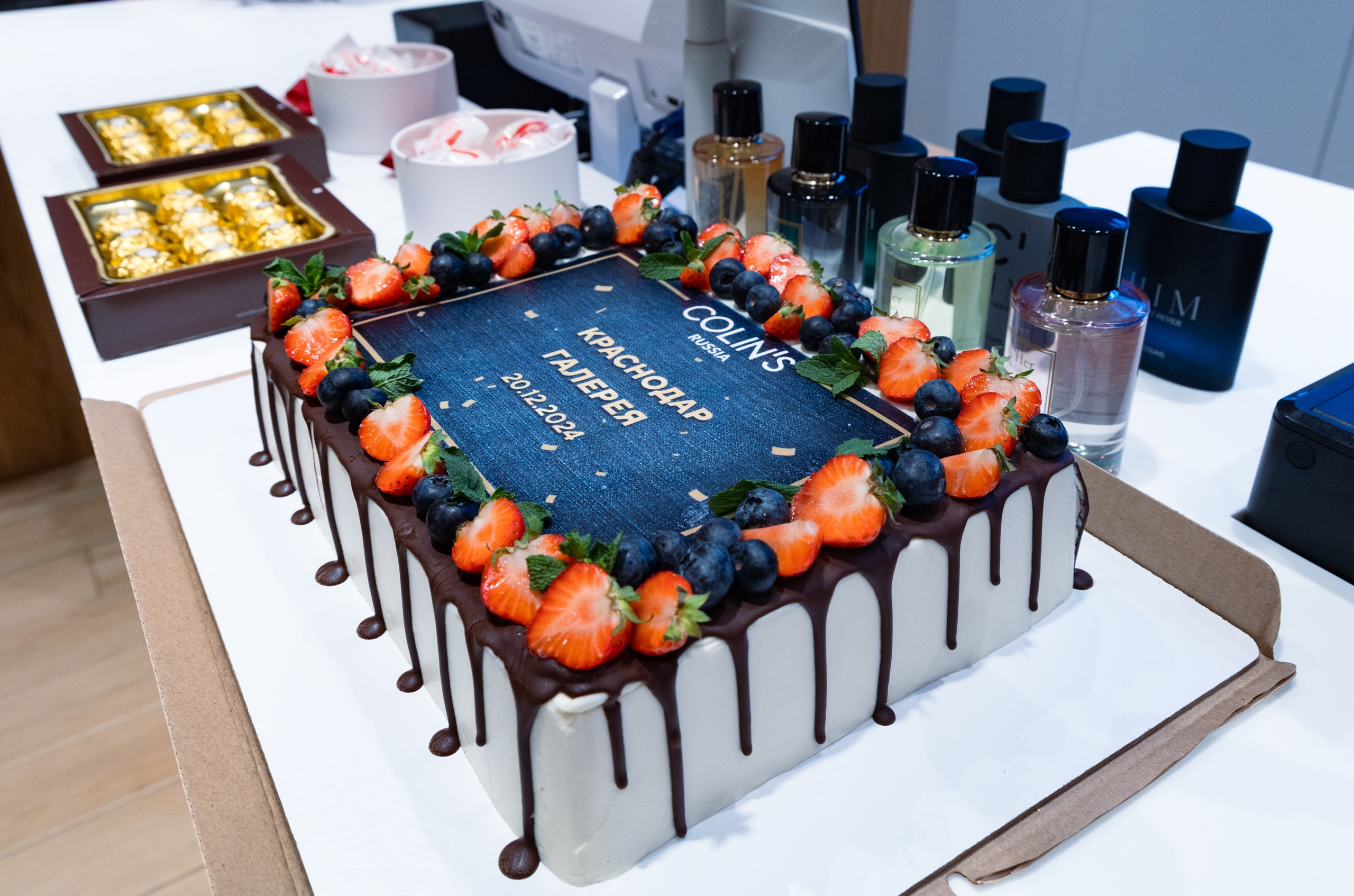 ОТКРЫТИЕ МАГАЗИНА COLIN'S. Фотограф Paul Varro в Краснодаре