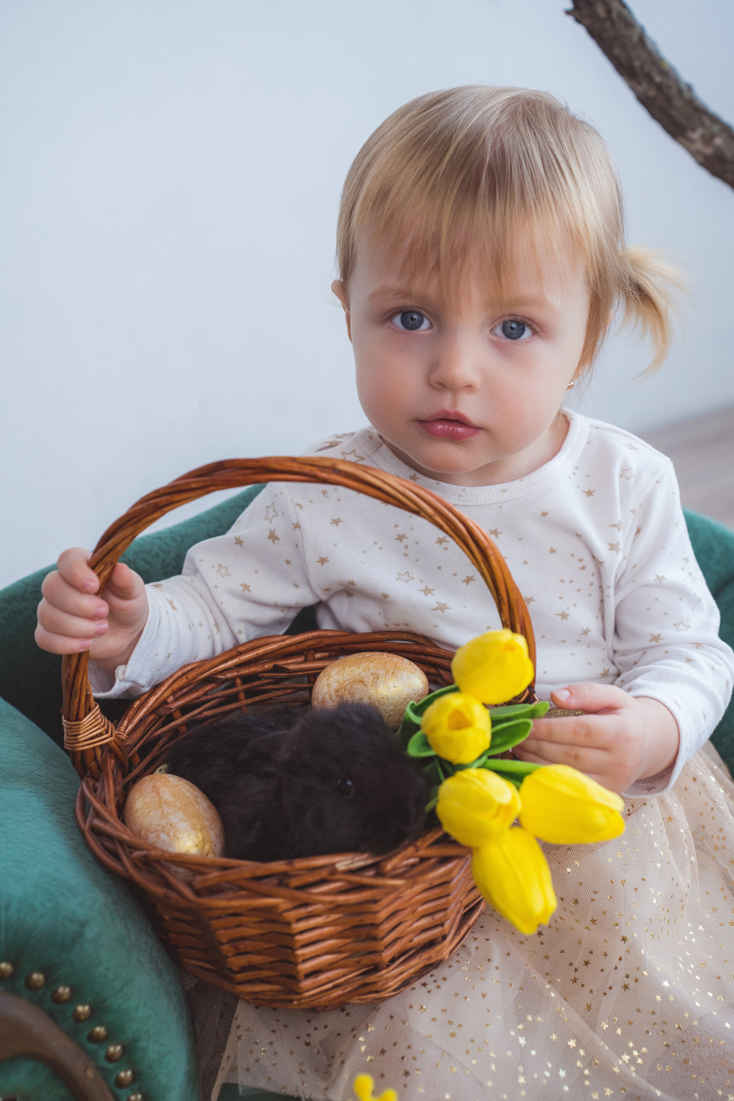 Пасхальный фотодень с цыплятами и кроликами. Фотограф Маргарита Слободянина в Хабаровске