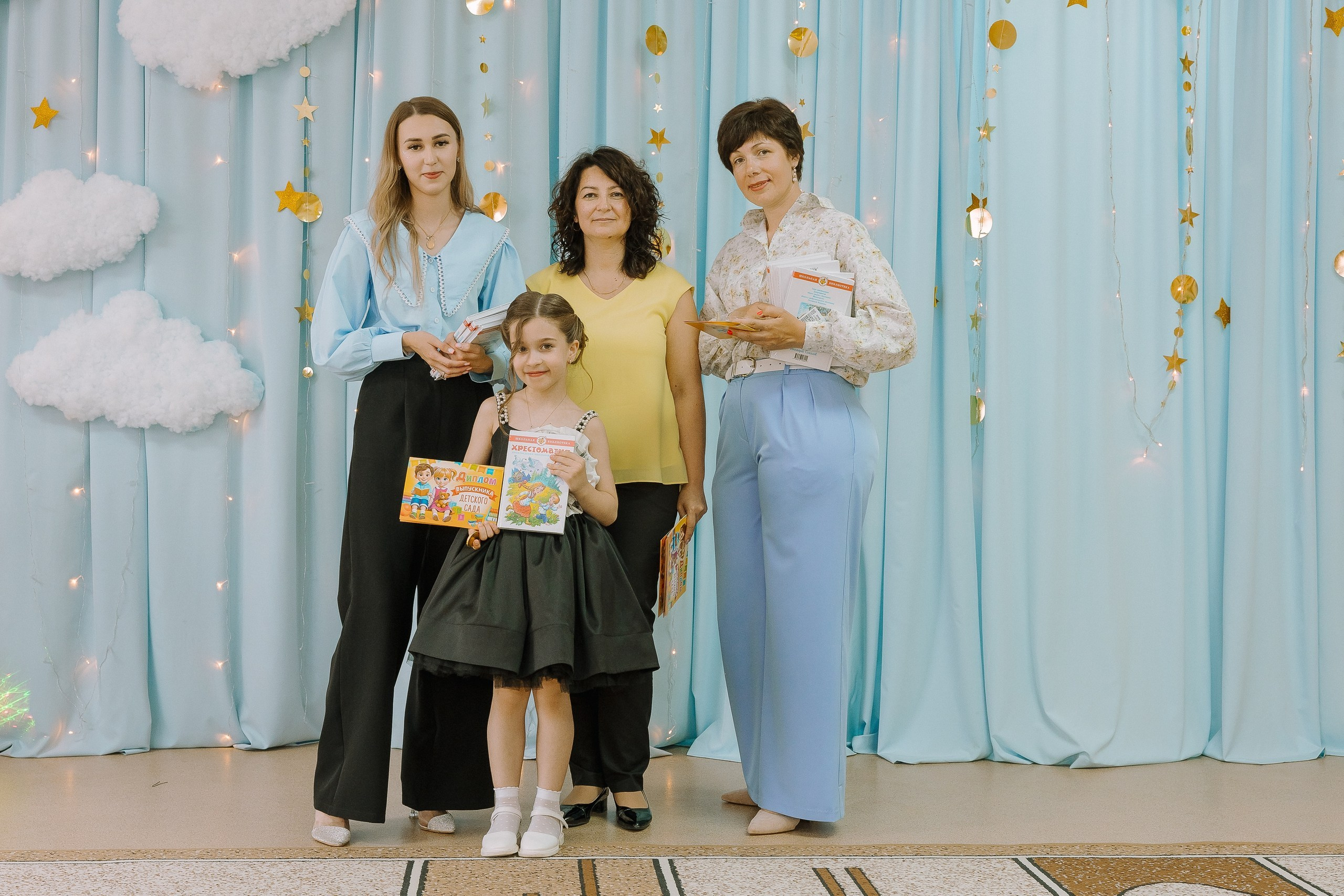 Выпускной в ДС -29. Выпускные альбомы Натальи Бутко: Новороссийск, Анапа, Геленджик