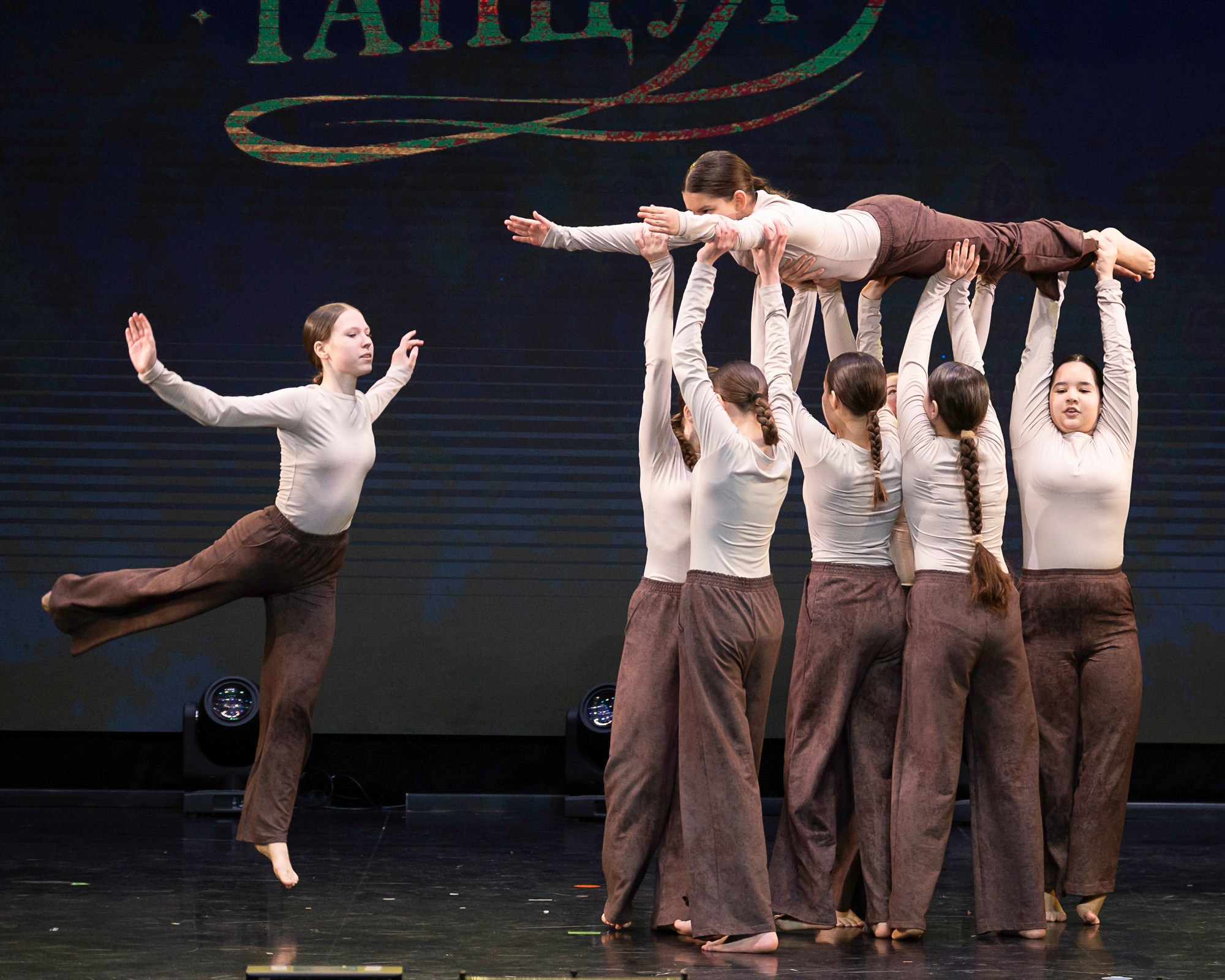Живи танцуя 26.04.26. Репортажный фотограф в Казани Павел Серпокрылов