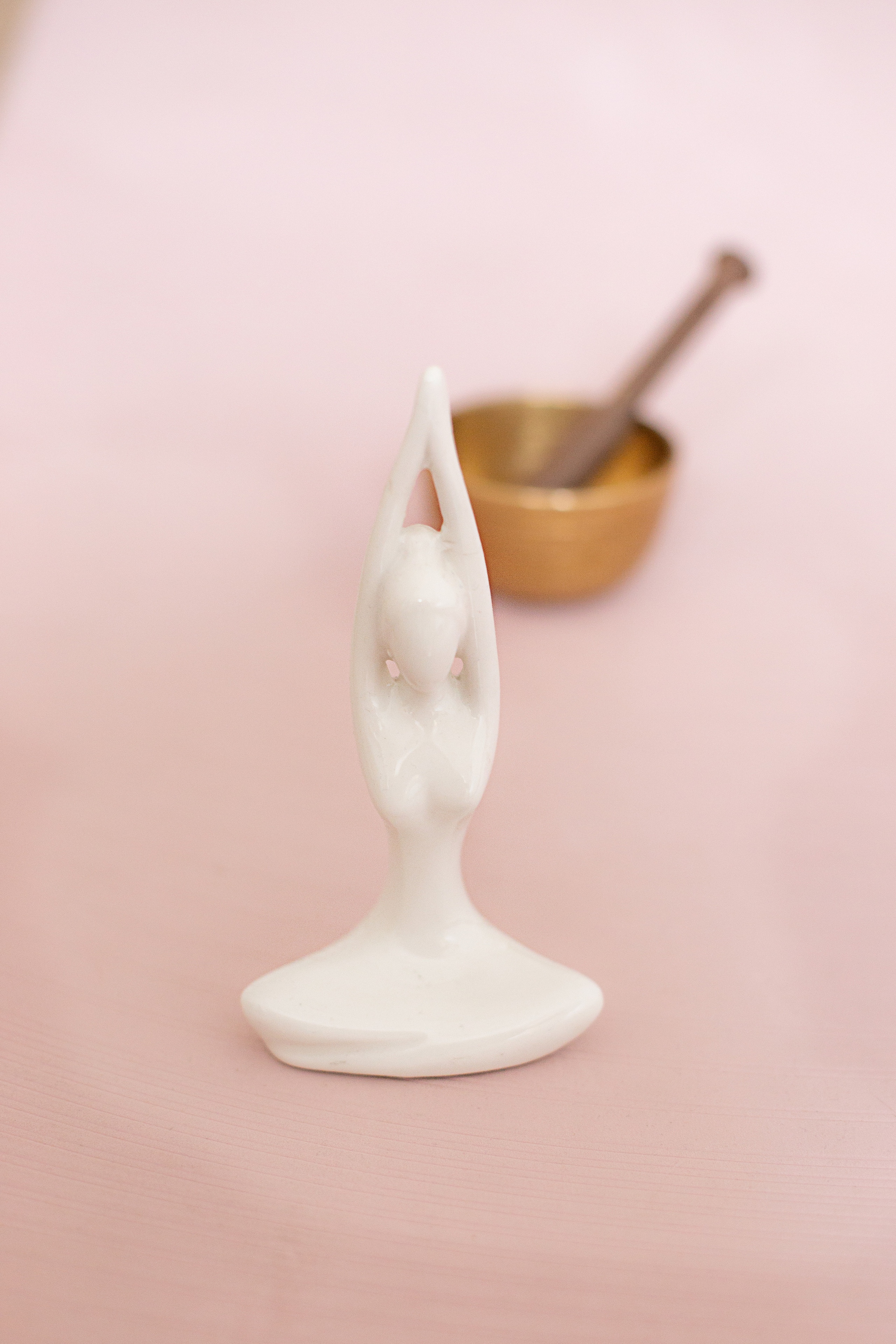 Контент съёмка для тренера по йоге. Фотограф СПб Юлия Ерошевская, предметный фотограф