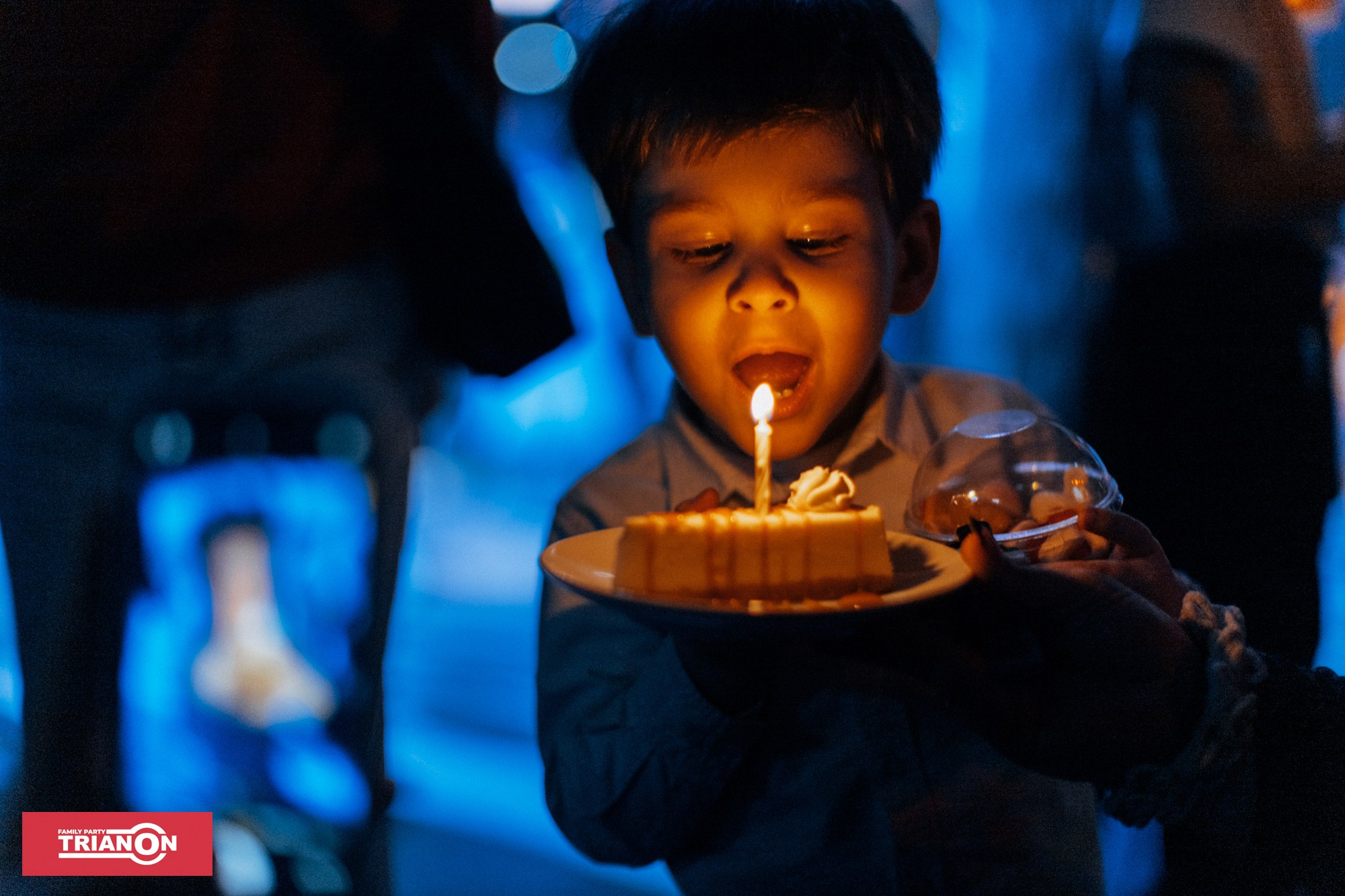 Семейная дискотека TRIANON. Фотограф Владимир Молоканов