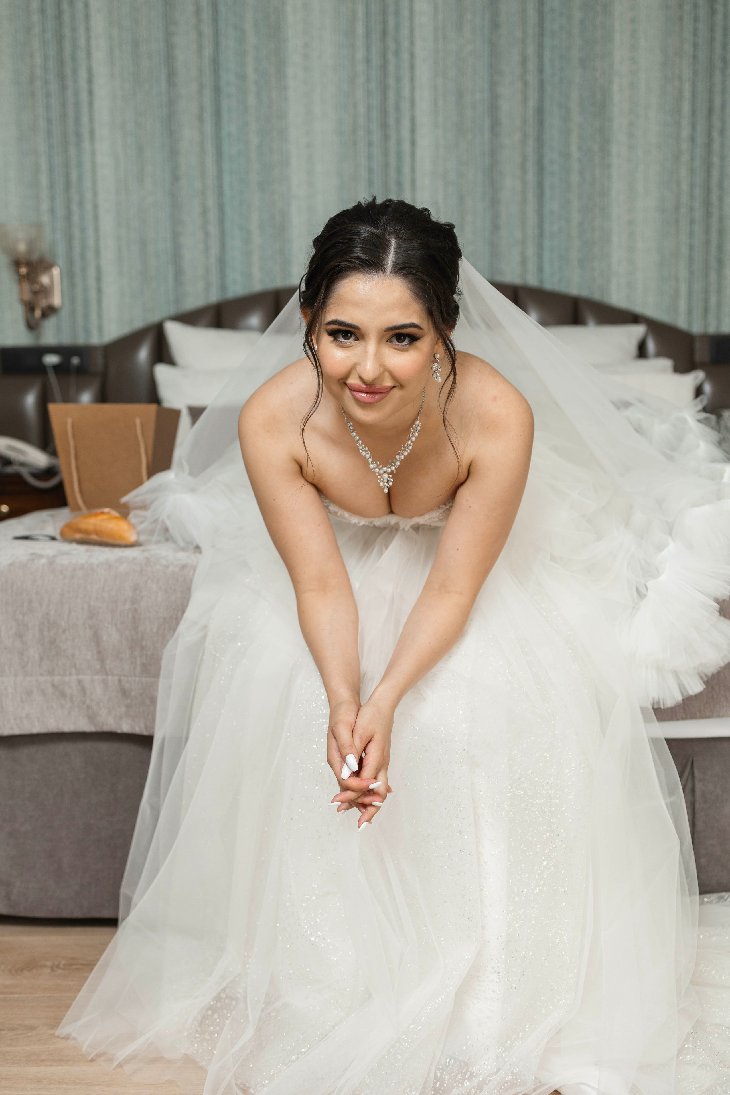 Wedding photographer Saint-Peterburg — живые свадебные фотографии. Pozdnishevkirill