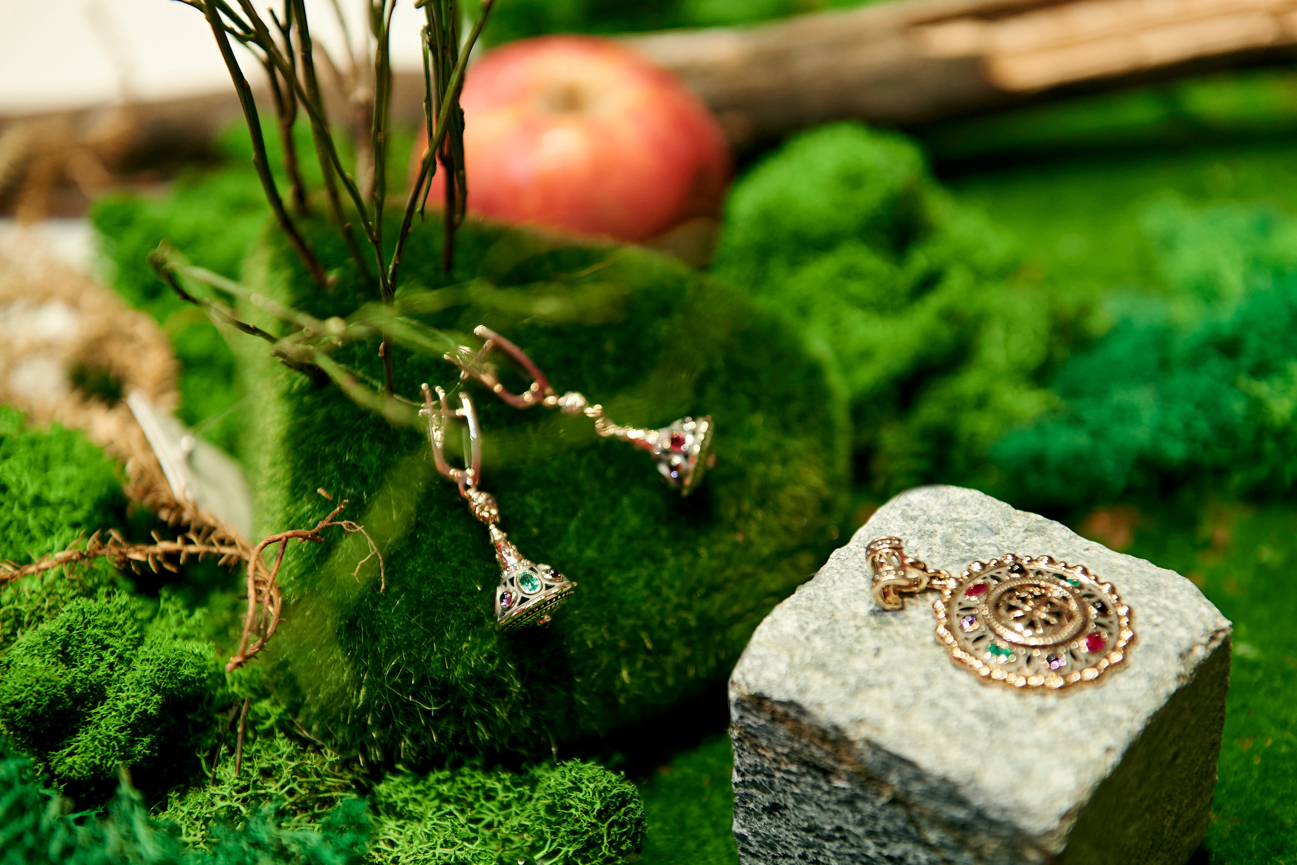 Ювелирный дом Ринго «Драгоценная история Урала». Фотограф Постольник Дарья