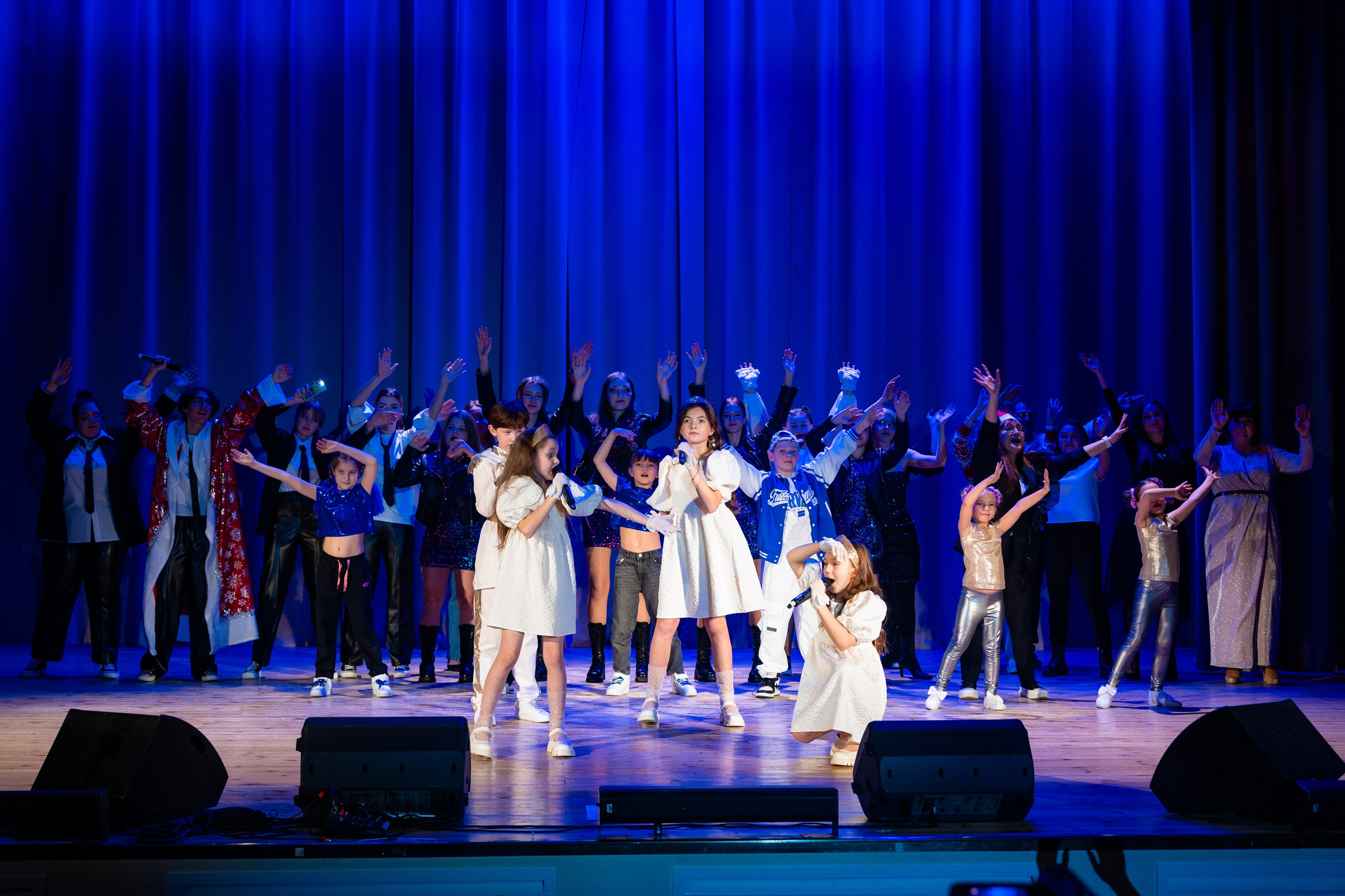 Концерт ДК Буривестник. Фотограф Никита Комаров