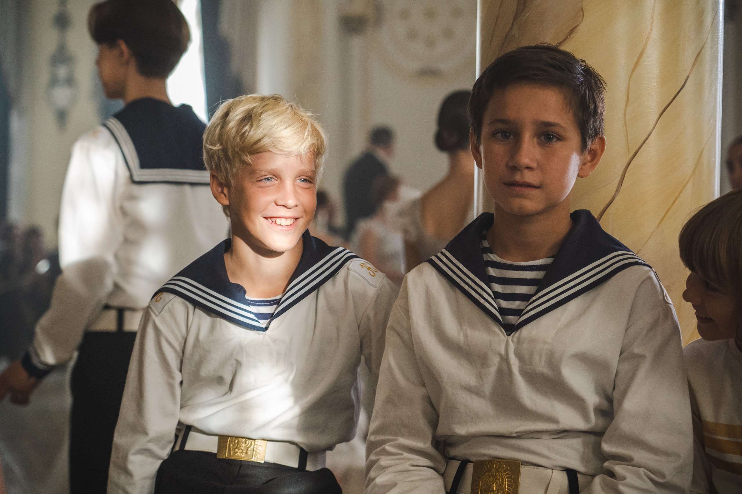 Съемка бэкстейджа сериала Сергея Жигунова Три друга, клад и матрос Кошка я была фотографом на мероприятии на финальном съемочном дне с огромной съемочной командой — операторы, режиссеры, актеры, гримеры, стилисты, костюмеры киношники киноделы кино киноплощадка 