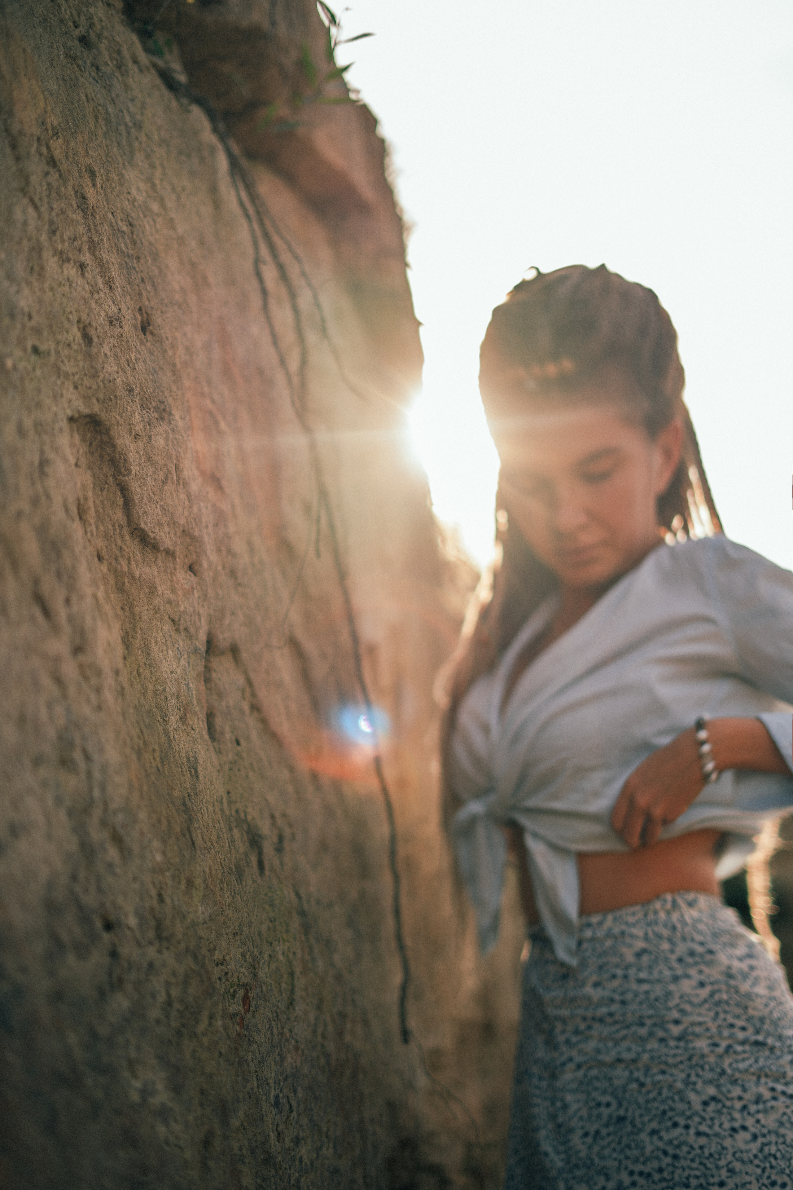 Семейная фотосессия для Люси, Айрата, Ясмин и Кекса в секретной локации на карьерах, где добывают известняк, в тридцати километрах от Москвы. Золотая осень, сентбярь, закат. 