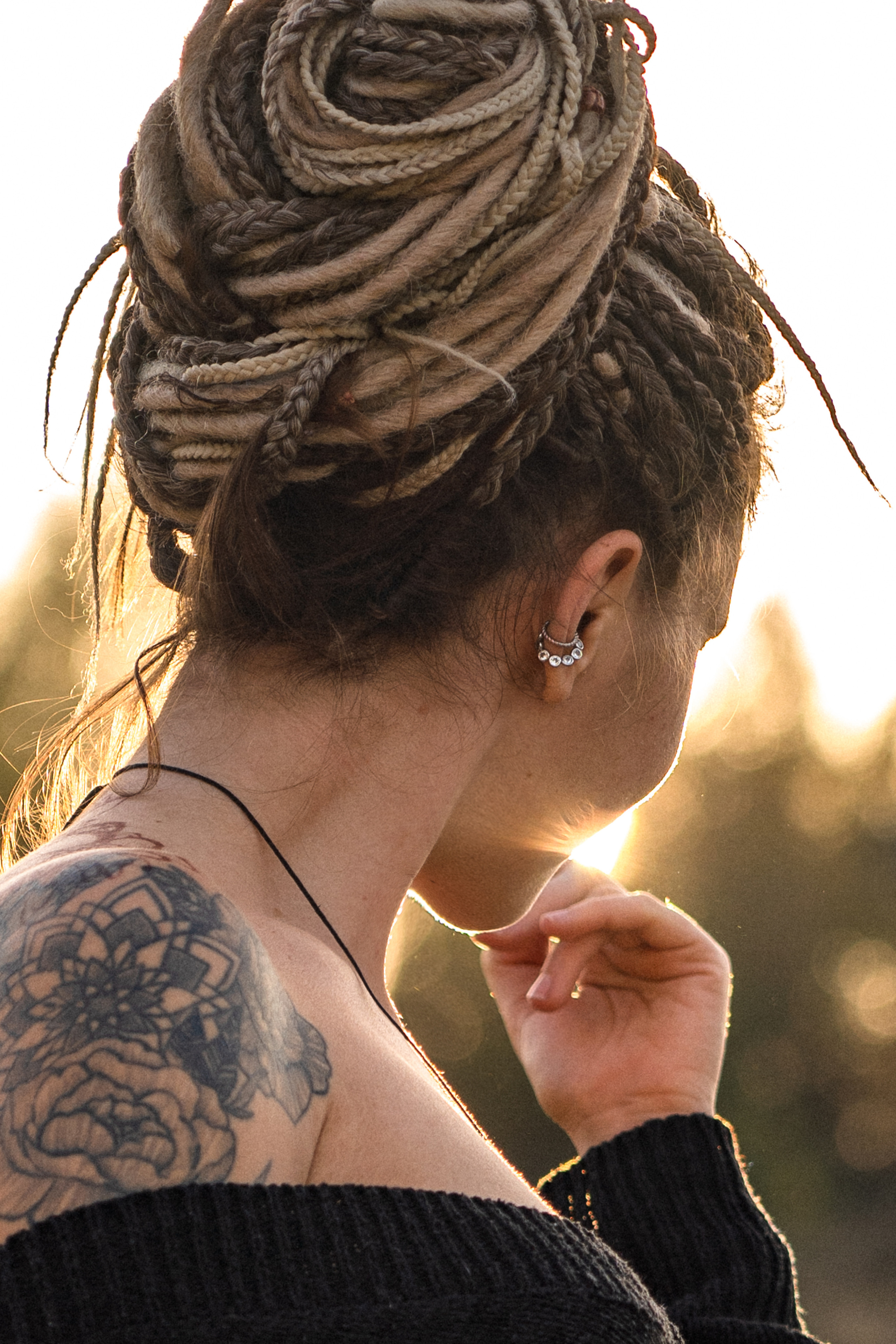 Семейная фотосессия для Люси, Айрата, Ясмин и Кекса в секретной локации на карьерах, где добывают известняк, в тридцати километрах от Москвы. Золотая осень, сентбярь, закат. 