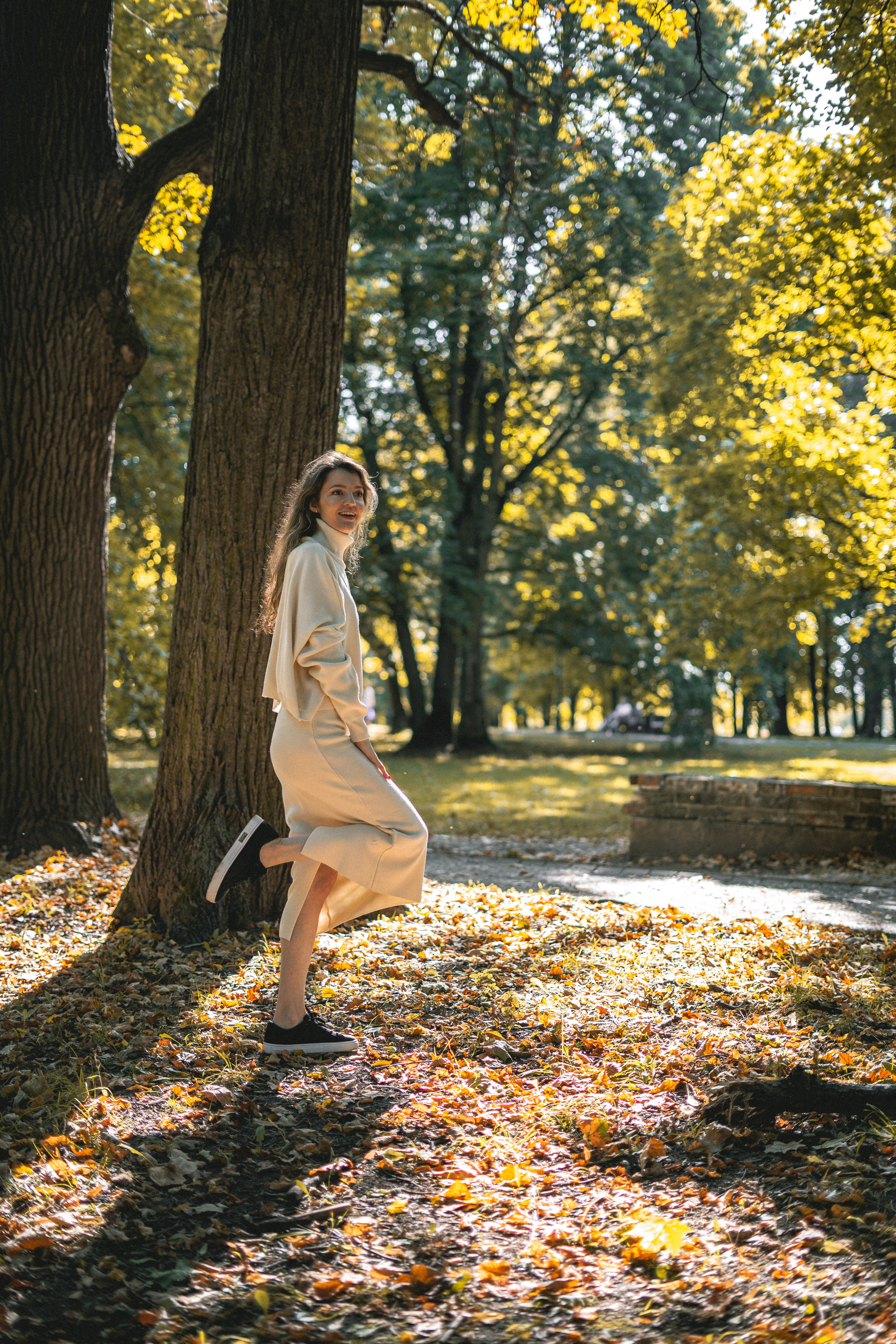 photo shoot in autumn park