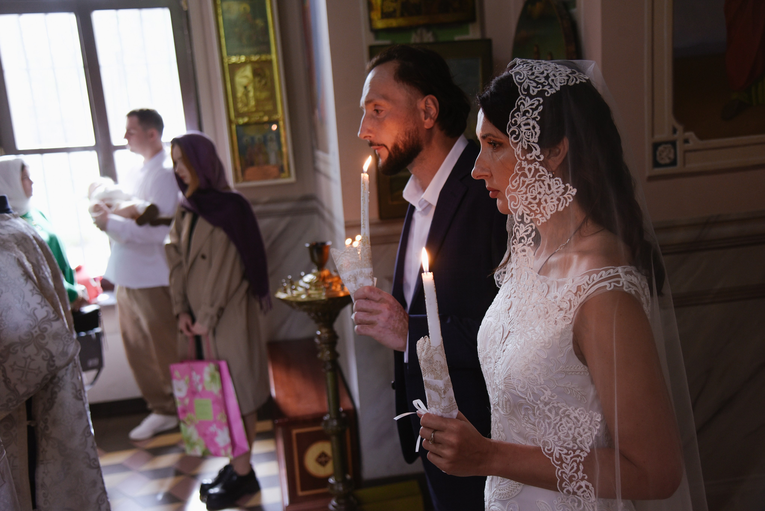 Венчание Храм Живоначальной Троицы на Воробьёвых горах. Фотограф Лола Волна, город Москва