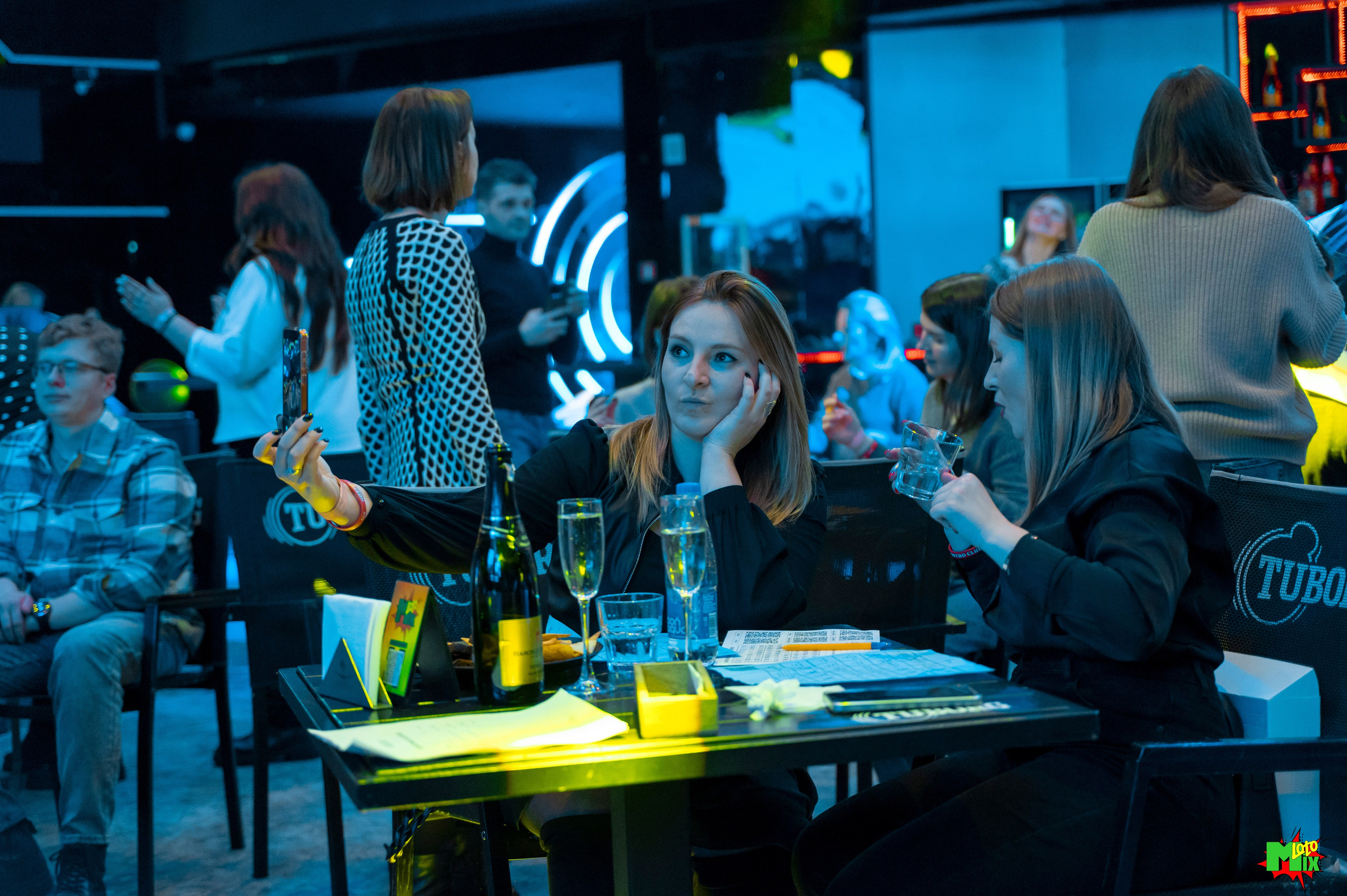 фотоотчет mixloto 13 февраля 2026 год, фотоотчет, репортажный фотограф, съемка мероприятия, фотограф Минск, репортаж Минск, фотограф Ольга Шаповалова. съемка на праздник, съемка день рождения. съемка юбилея, фотограф Беларусь 