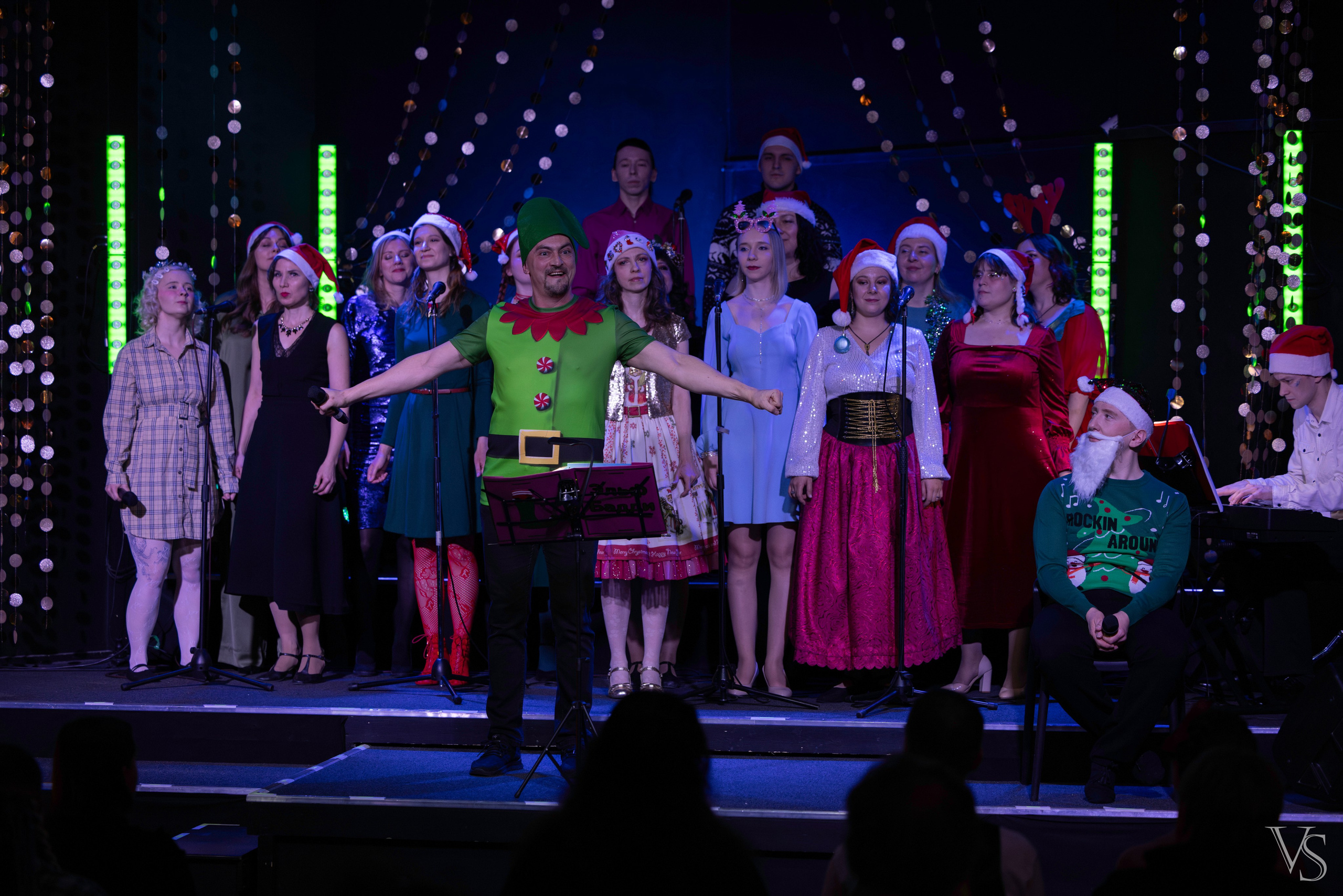 Мюзикл Elf и новогодний концерт Fellowship. Фотограф Виктор Степанов