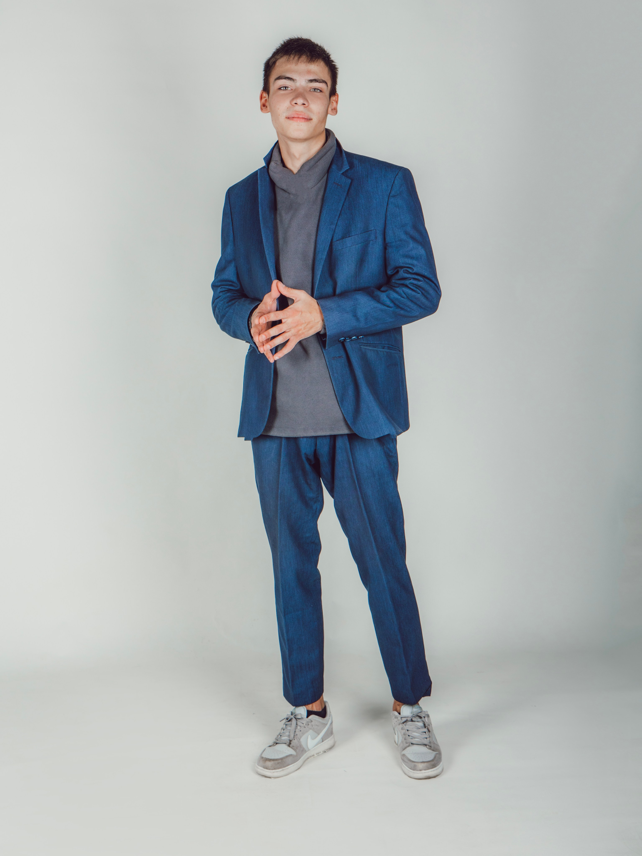 Карнавальные костюмы, вечерние и свадебные платья аренда посуточно, прокат в Жуковском. Одежда для фотосессий, аксессуары. Фотограф для маркетплейсов, фотоуслуги в Жуковском Татьяна Марсуверских