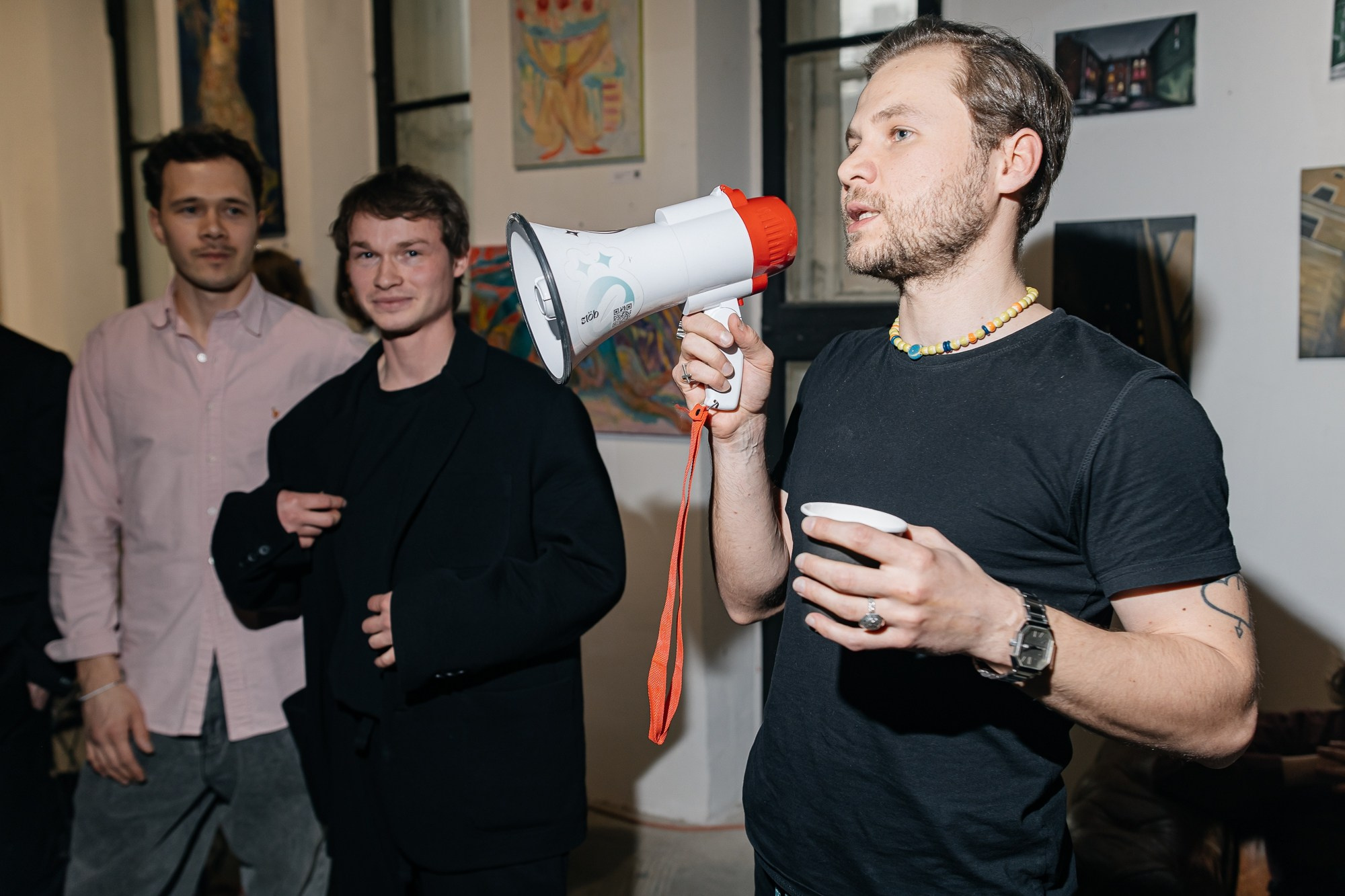 IZZI ROOM | Открытие выставки | май 2025. Репортажный фотограф в Санкт-Петербурге СПБ Алиса Ческидова на ваше мероприятие