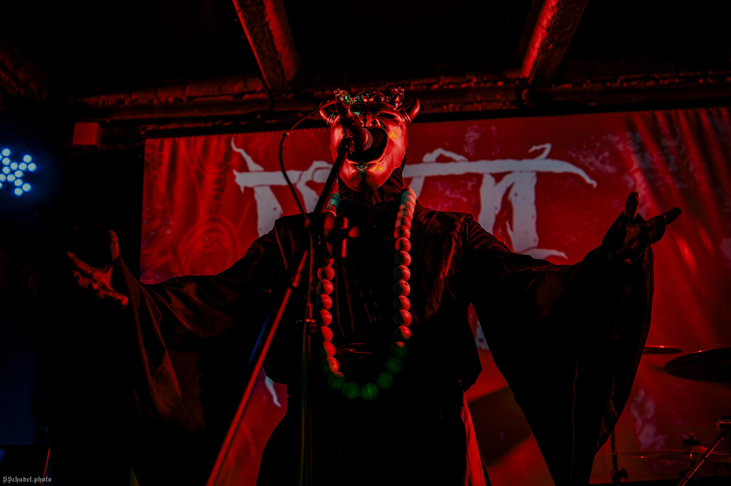 ILLA 21.06.26. We will make everything metal!