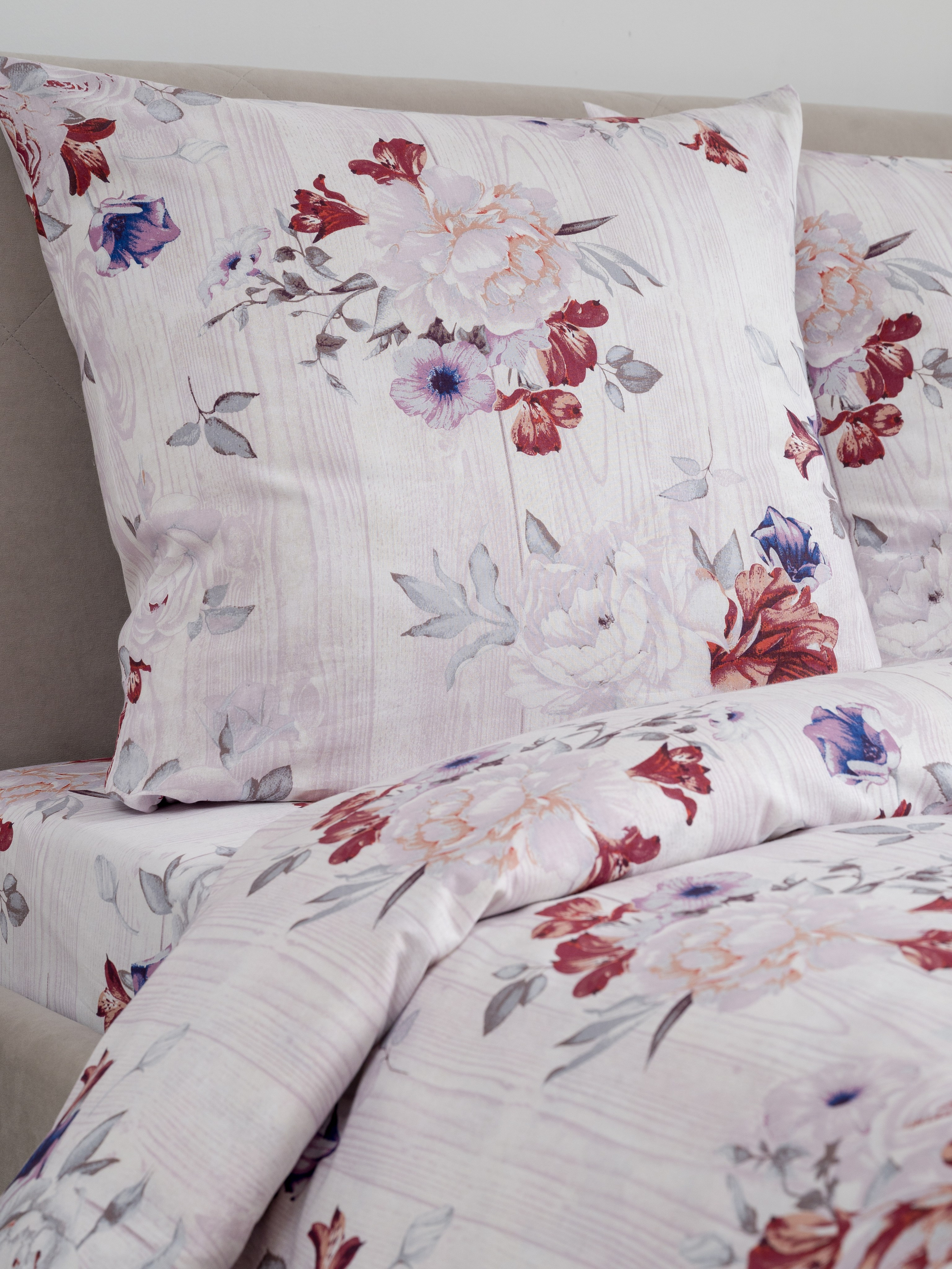 Съемка в студии «Изюм». Фотограф для маркетплейсов в г. Иваново Клещенок Юлия