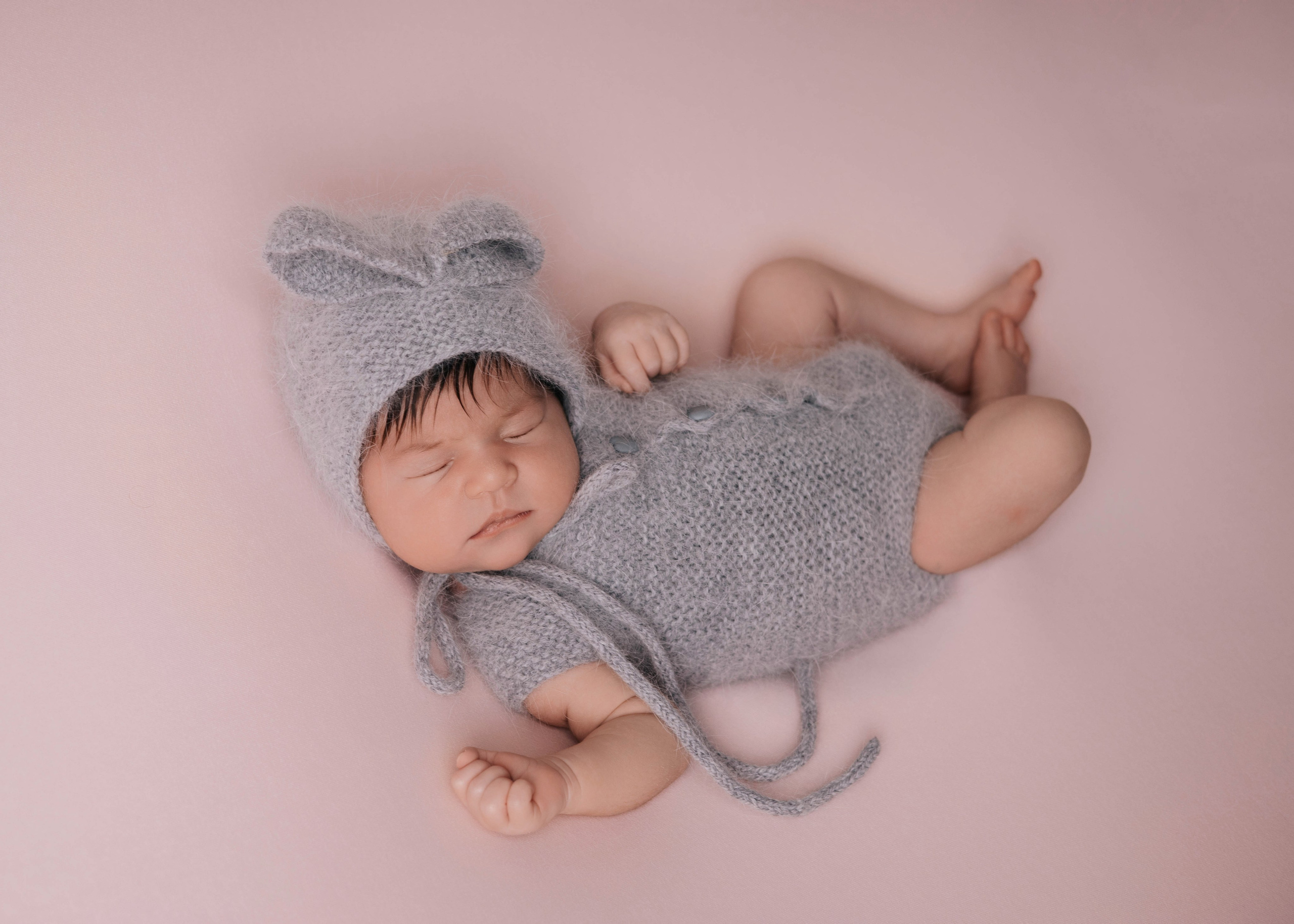 НОВОРОЖДЕННЫЕ МАЛЫШИ. Фотосессия новорожденных в Москве и Московской области