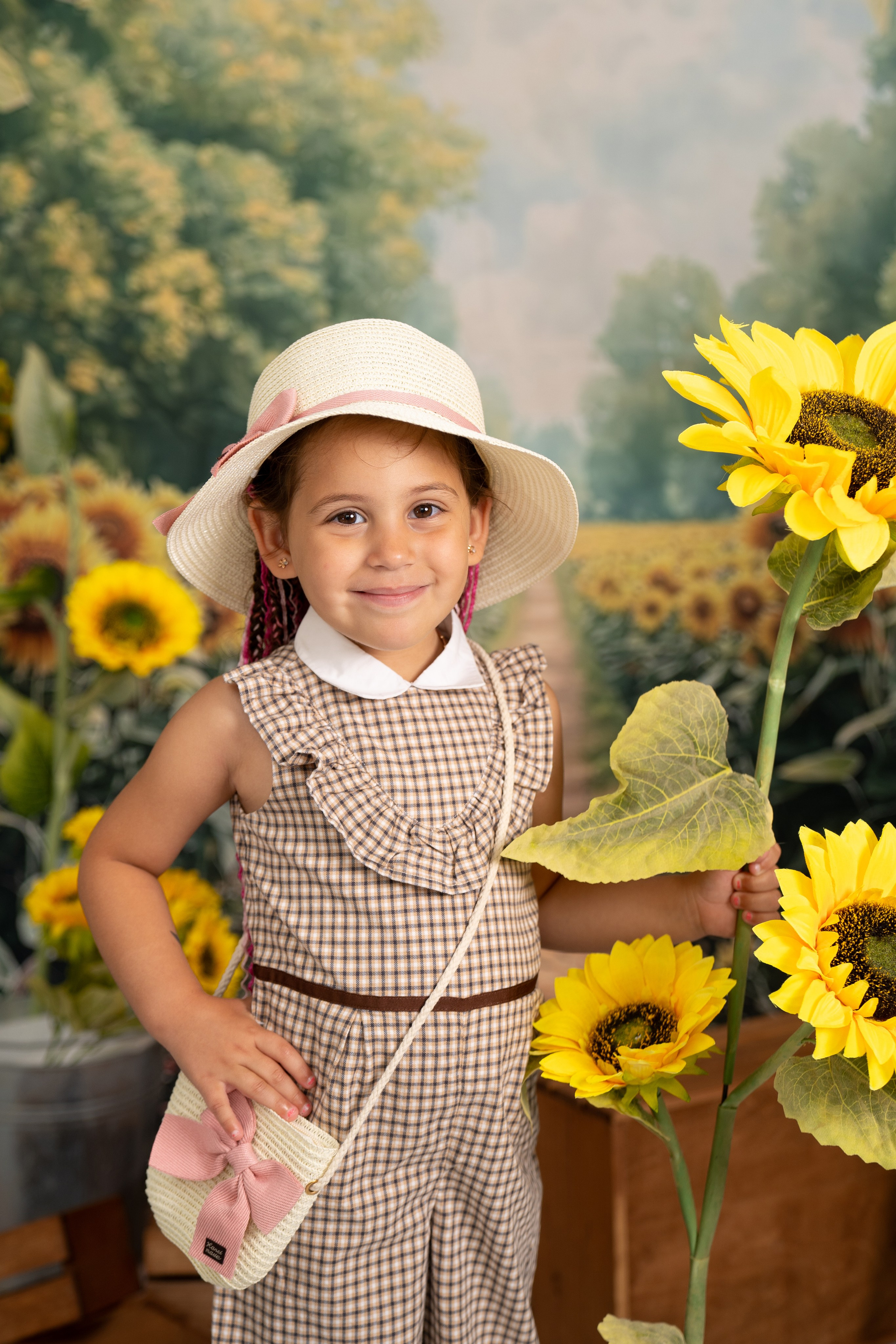 Тематические фото. МОСФОТОБУК Выпускные альбомы Москва