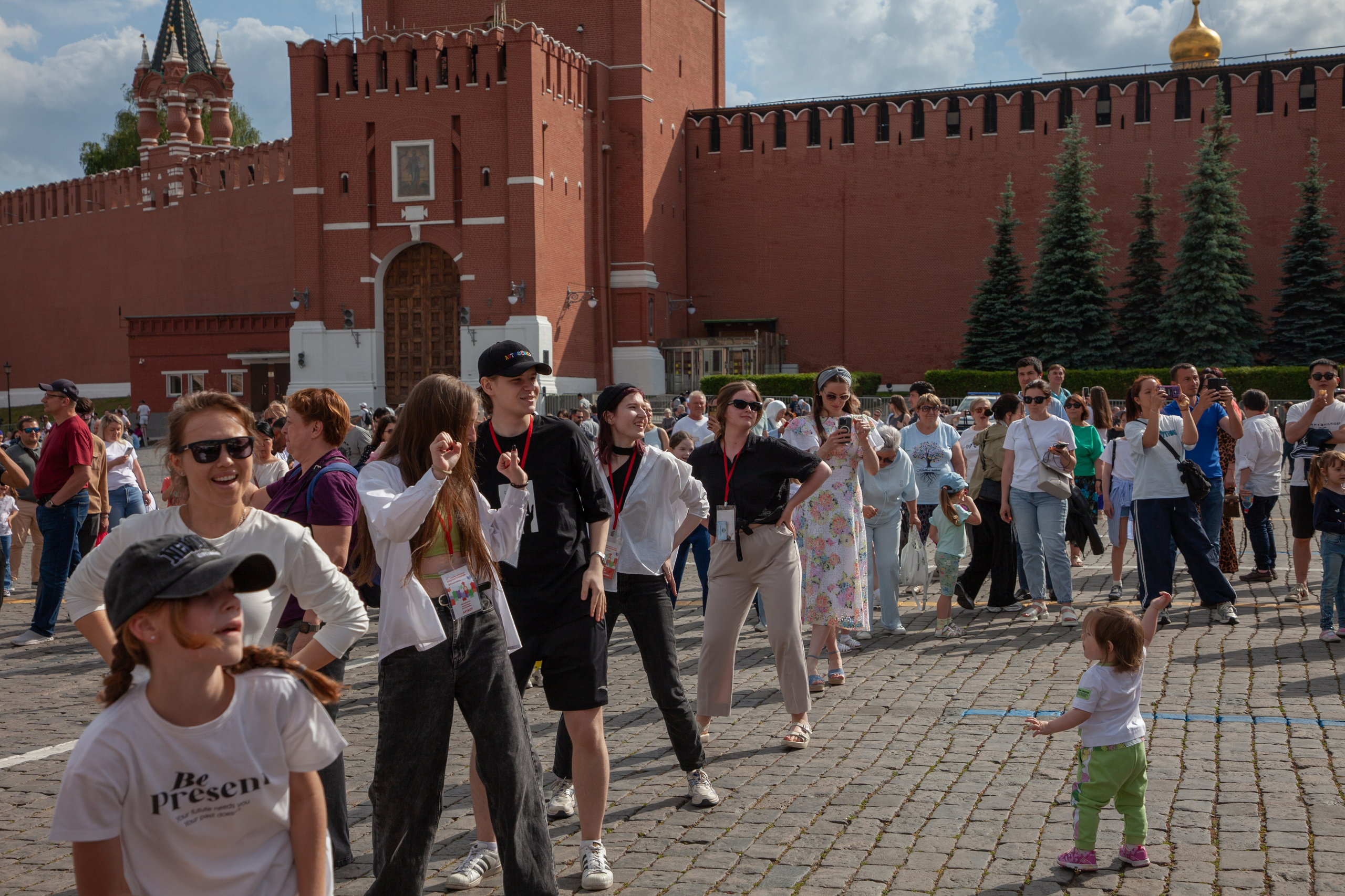 — Книжный фестиваль 2024 (флешмоб). Фотограф | Москва