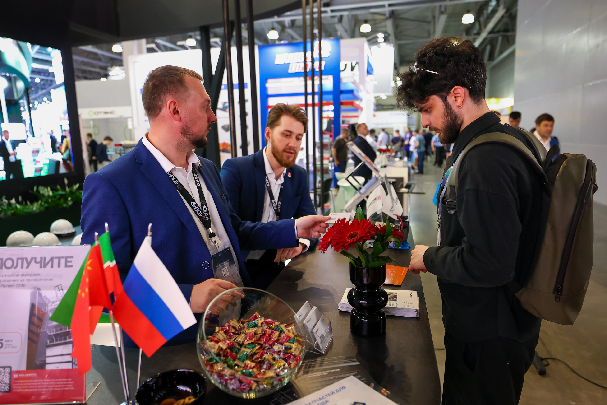 Съёмка стенда на выставке. Фотограф на мероприятие в Москве Марик