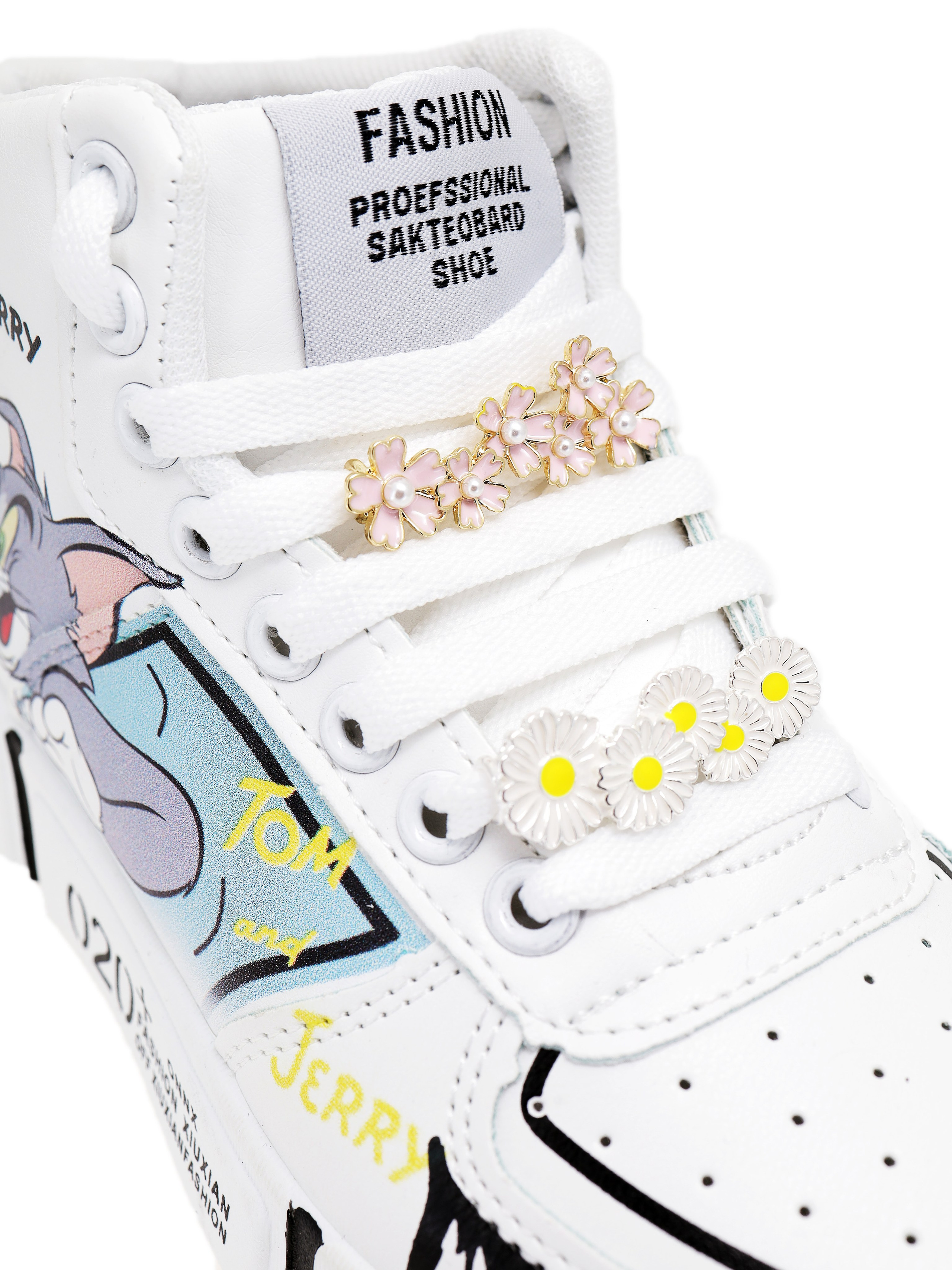 Украшения для шнурков. Ирина Мезенцева | Женский и предметный фотограф | г. Омск