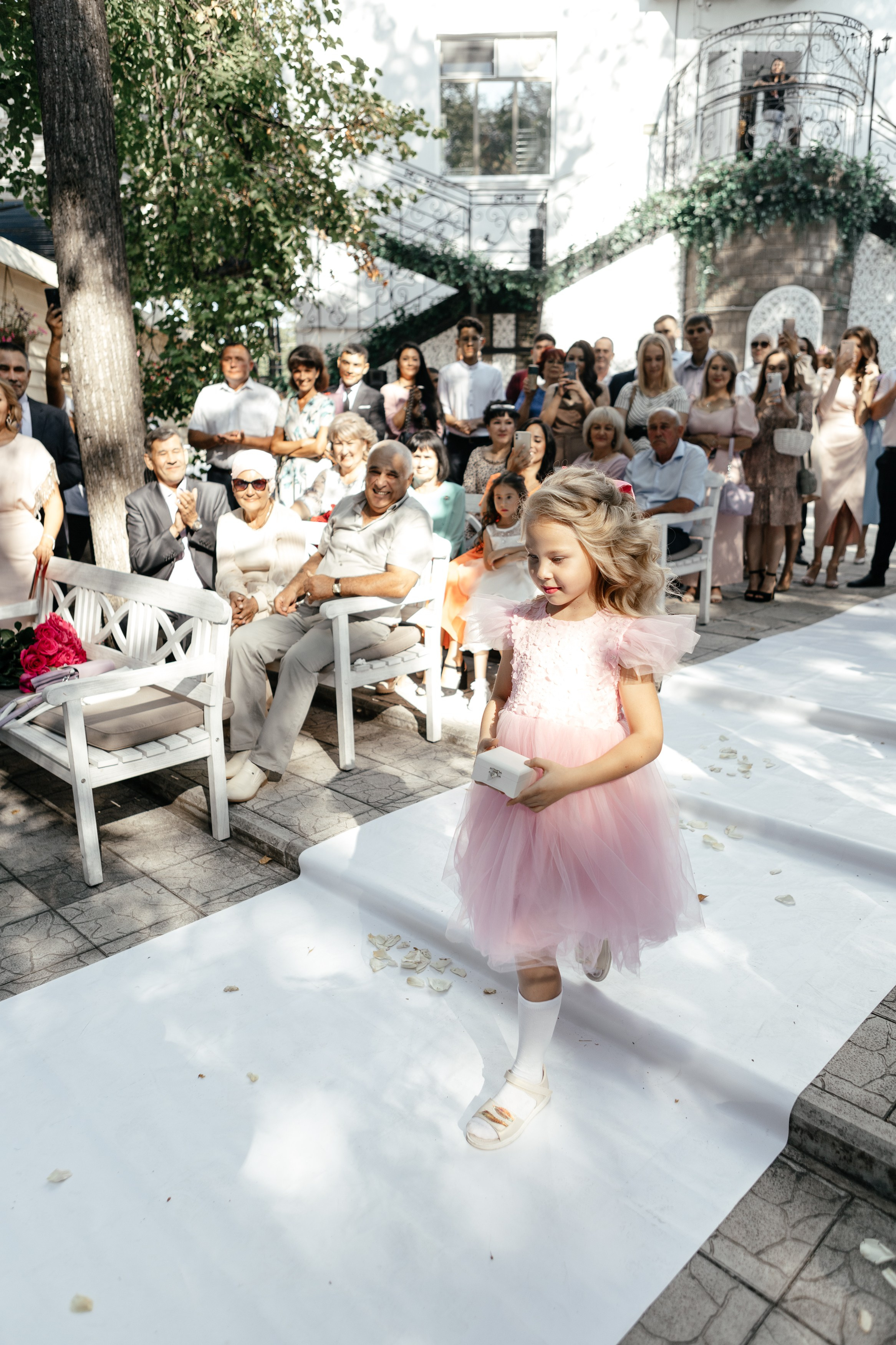 Свадебный фотограф Уфа — Руслан ГабдлисламовЖивые эмоции, красивые кадры, воспоминания на всю жизнь.Работаю по всей Республике Башкортоста. Свадебный фотограф Уфа Руслан Габдлисламов