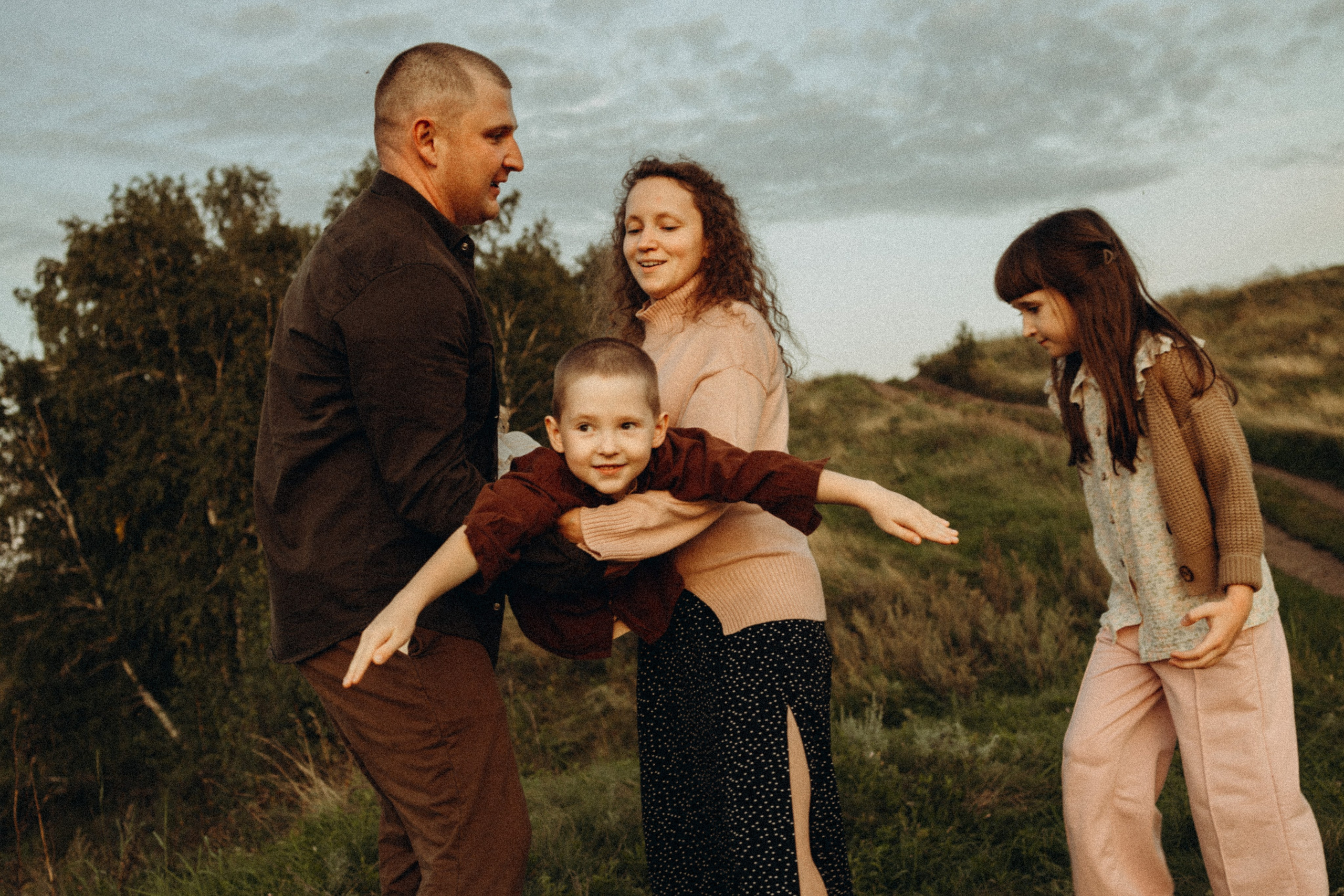 В лучах заката. Lifestyle семейный и детский фотограф в Омске Иванова Екатерина