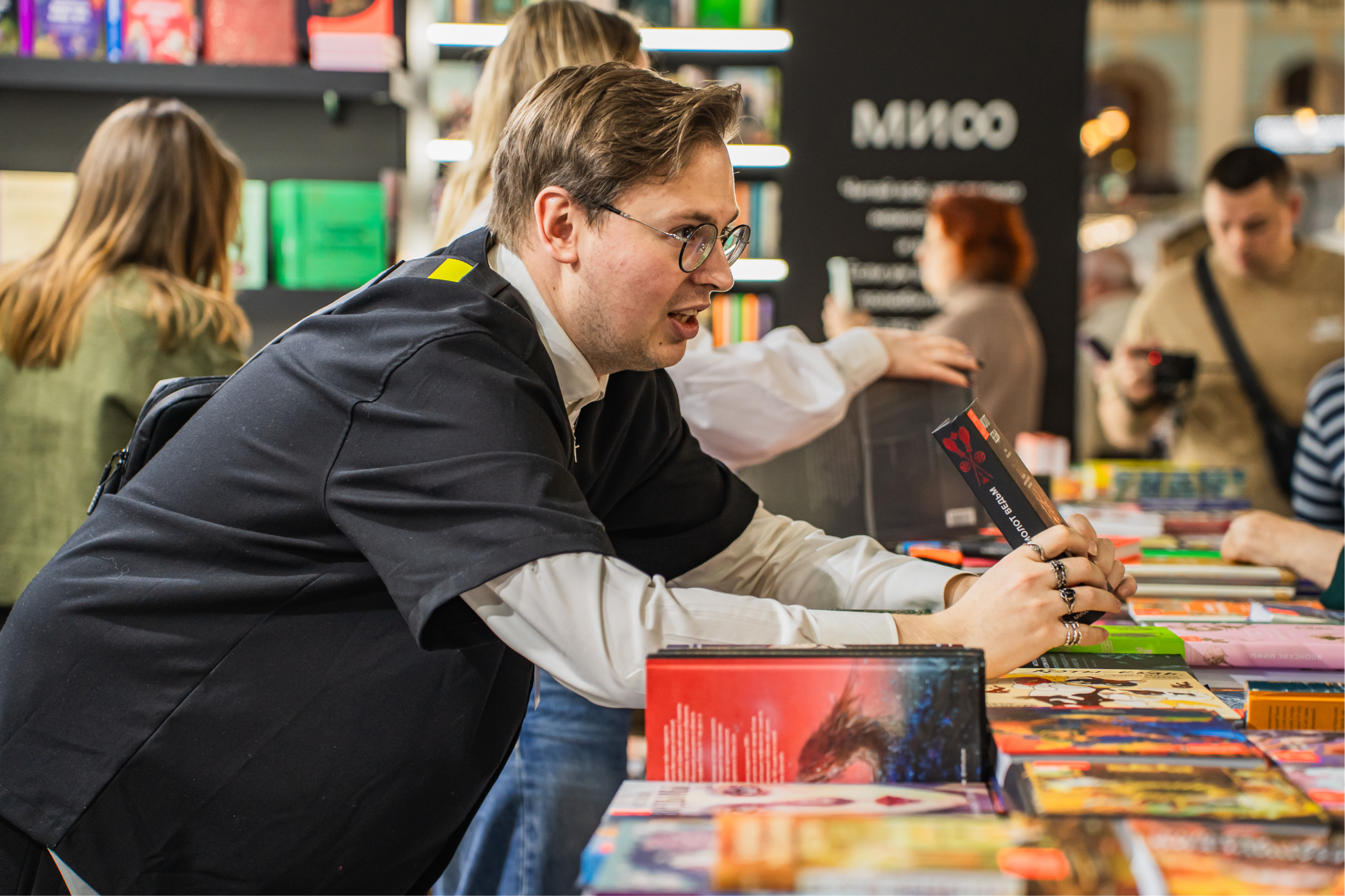 Репортаж Non/fictio№ для издательства МИФ. Репортажный фотограф Анастасия Рубцова