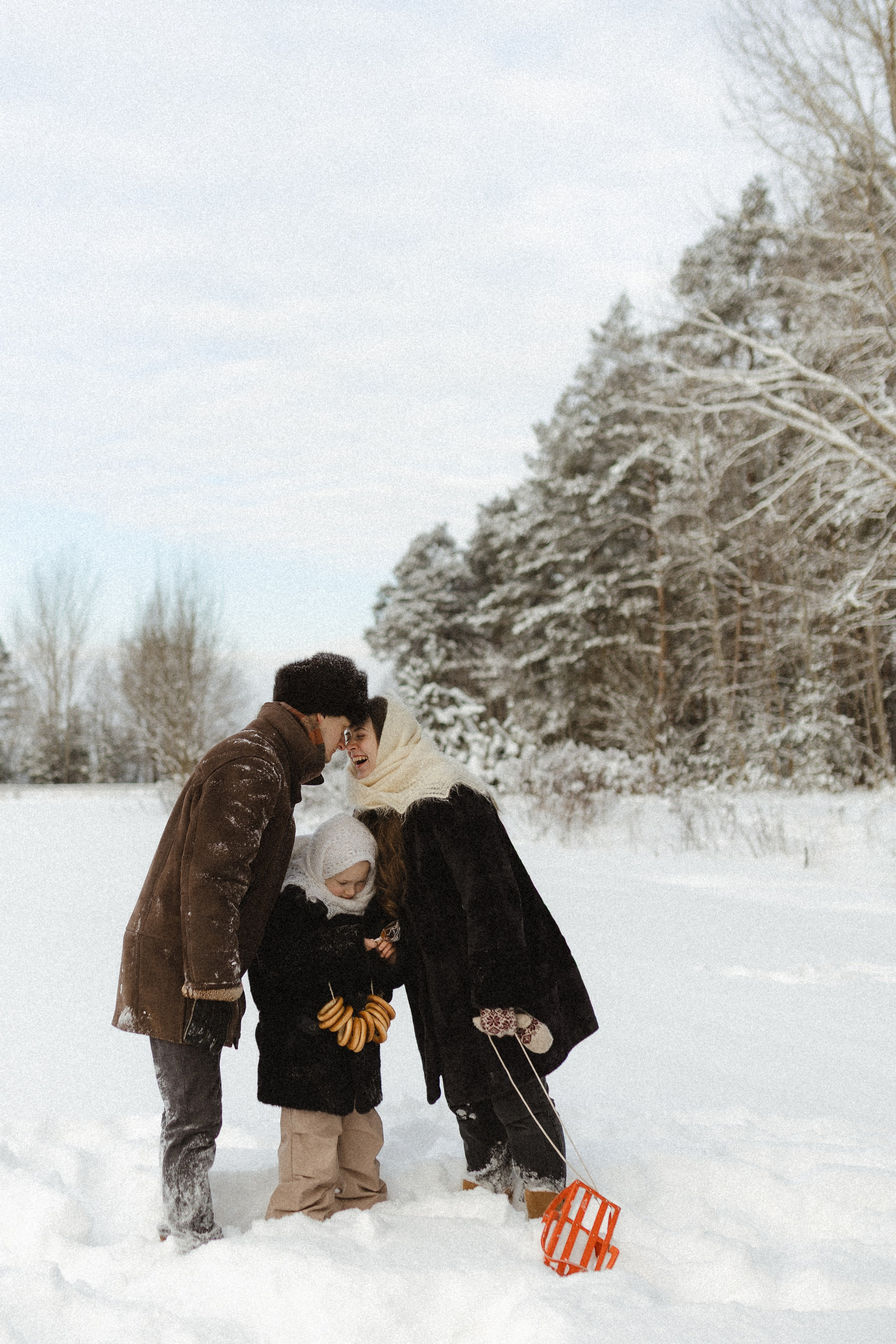 Зима не холодная, когда рядом свои. Семейный фотограф в Москве Алина Савченко