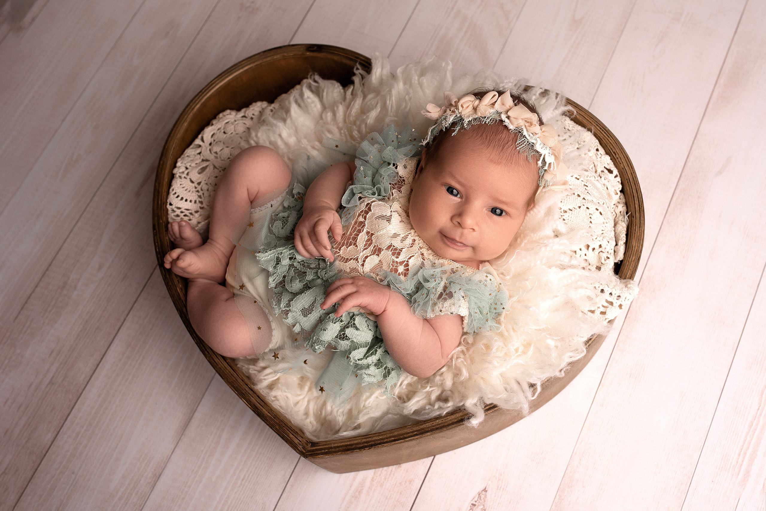 Новорождённые девочки. Детский фотограф новорождённых в Минске Боровик Екатерина