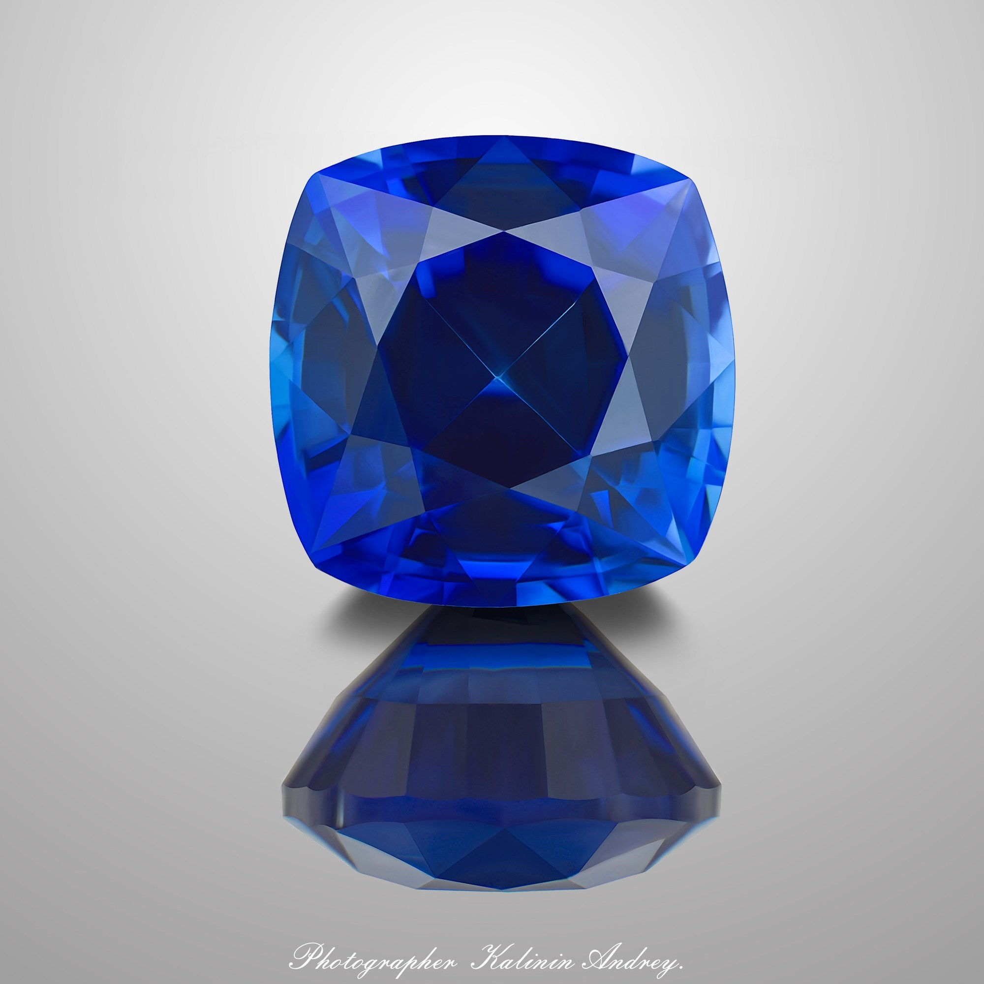 Фотографии в большом разрешении драгоценных камней на продажу купить тел +79 660 031 307. Высококачественная профессиональная рекламная фотосъёмка ювелирных украшений, драгоценных камней в Москве. Обучение, консультация