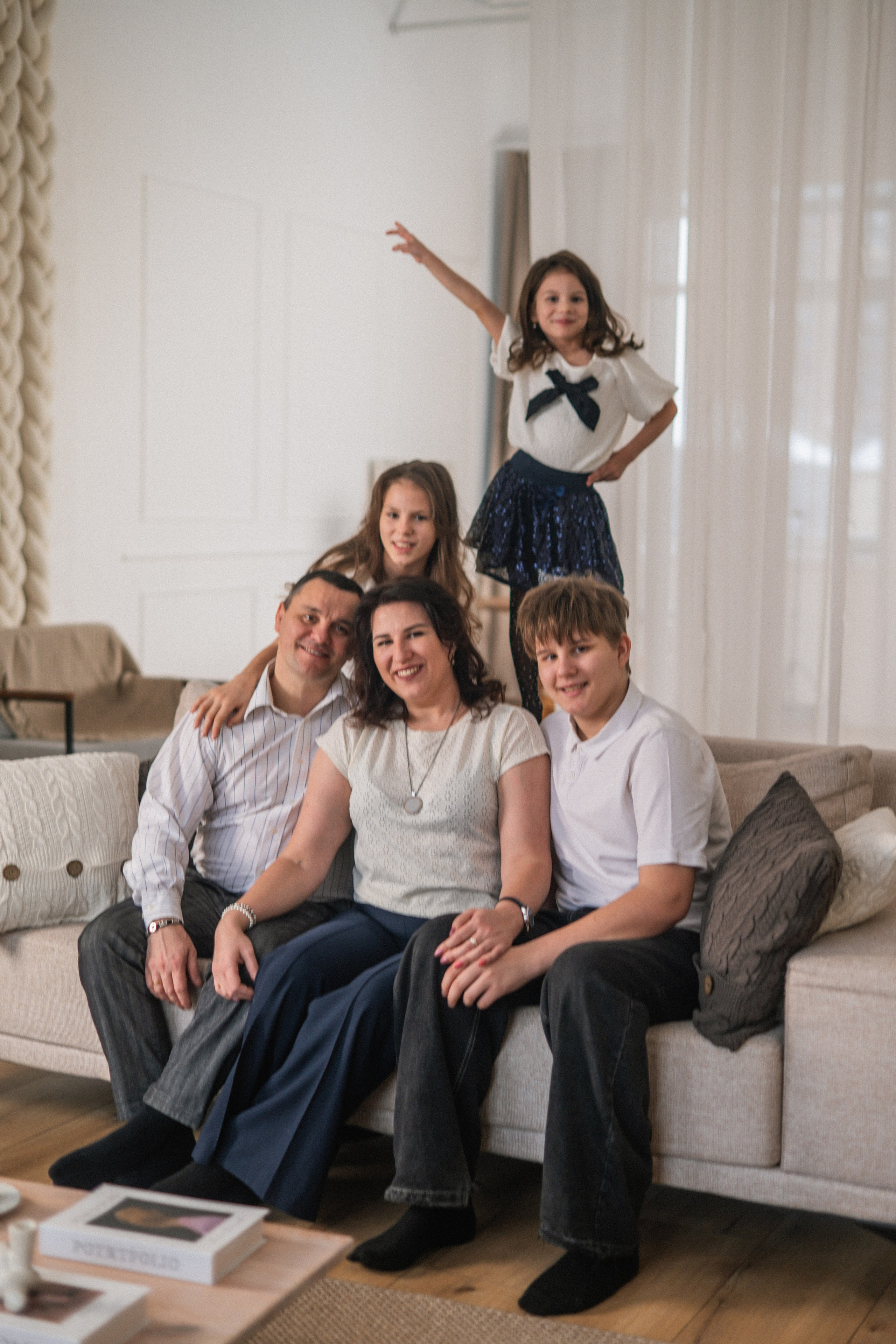 Семейная Фотосессия. Я Ольга Казанцева, фотографирую снимаю ваши киноистории и печатаю фото и цифровые портреты на холсте