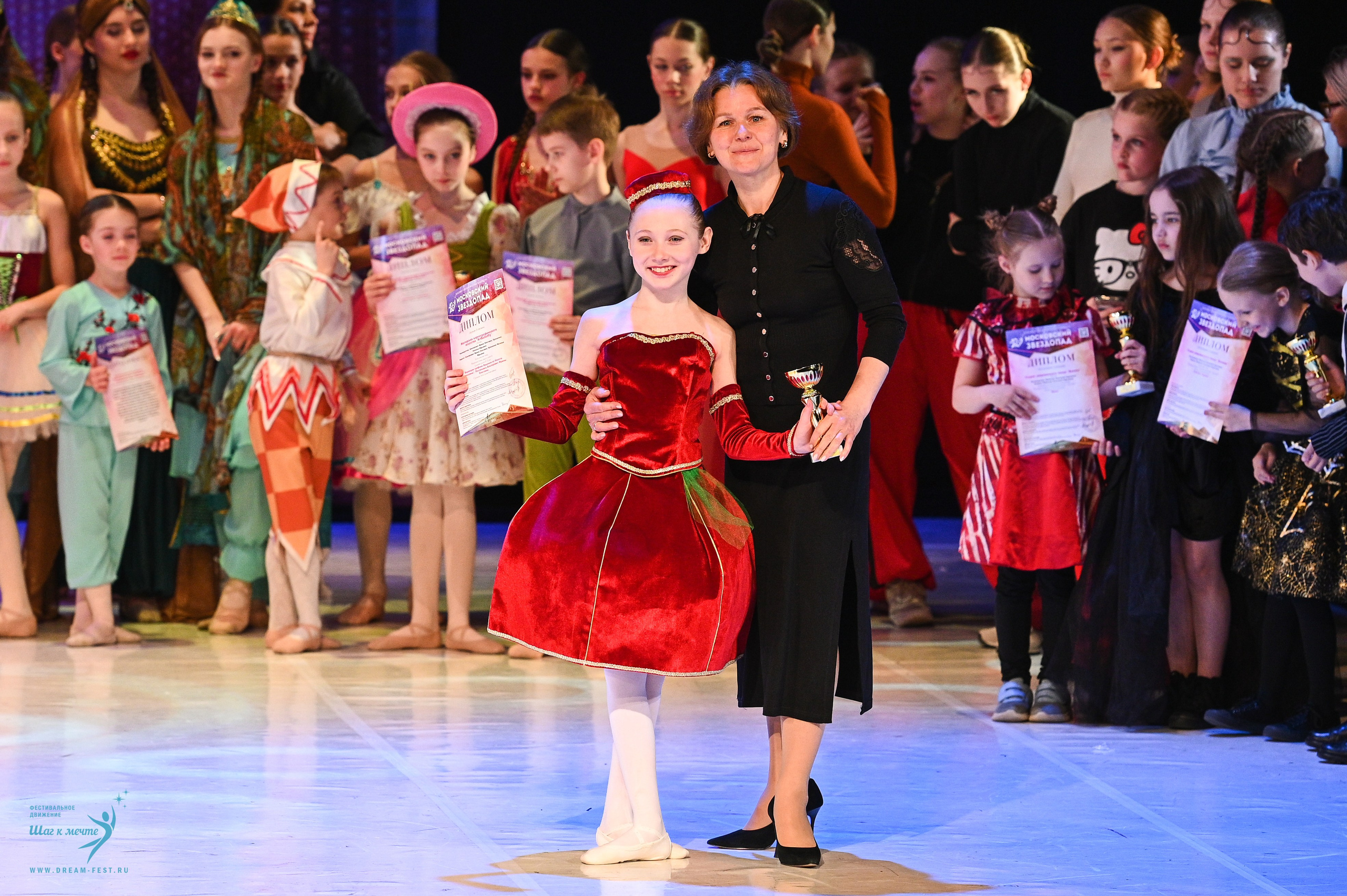 17.05.2025 «Московский Звездопад» Фестивальное движение «Шаг к мечте» г. Москва. Медиастудия Фото Концепт
