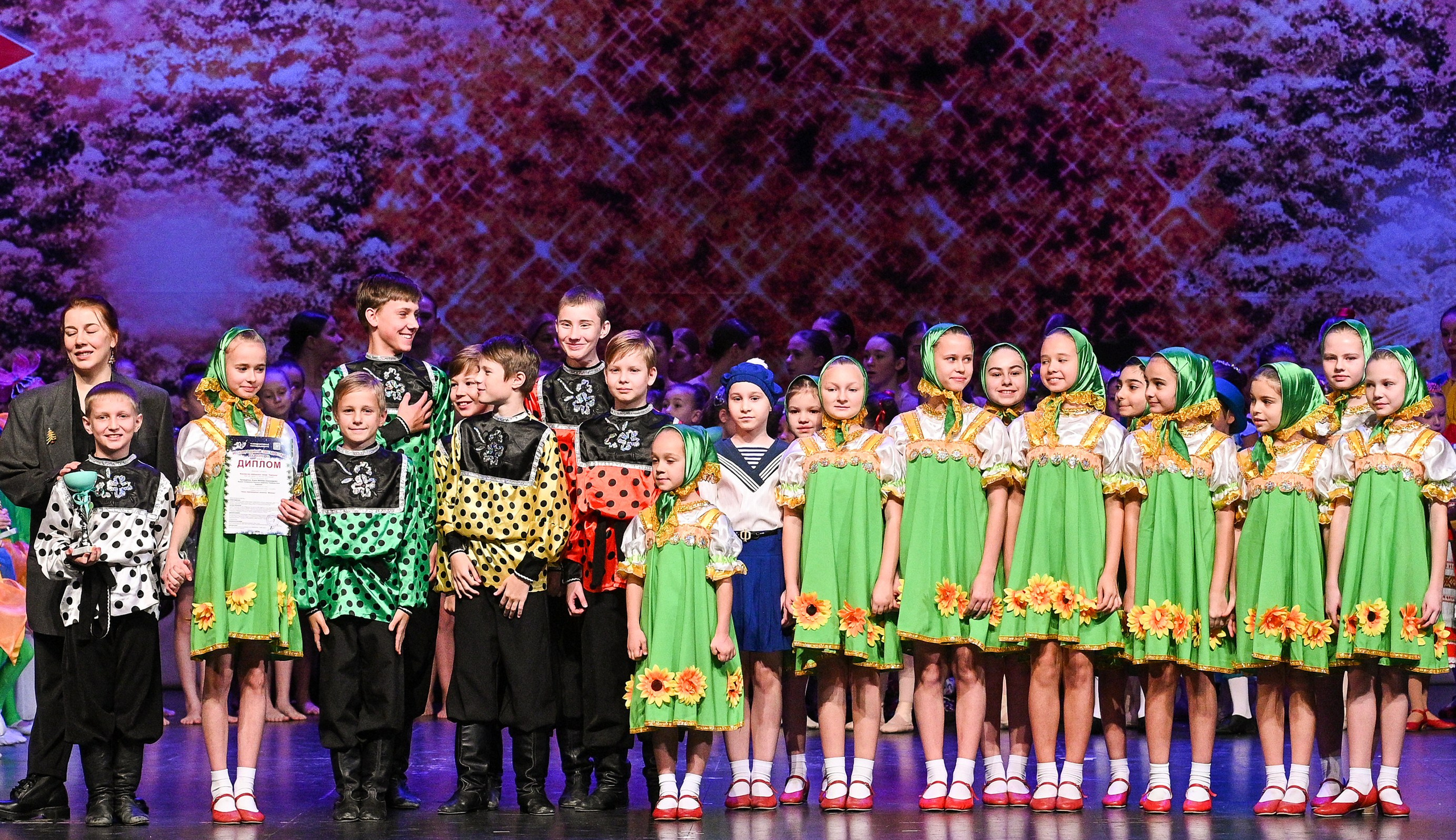 14.11.2024 «Новогодний Звездопад Талантов» Фестивальное движение «Шаг к мечте» г. Москва. Медиастудия Фото Концепт