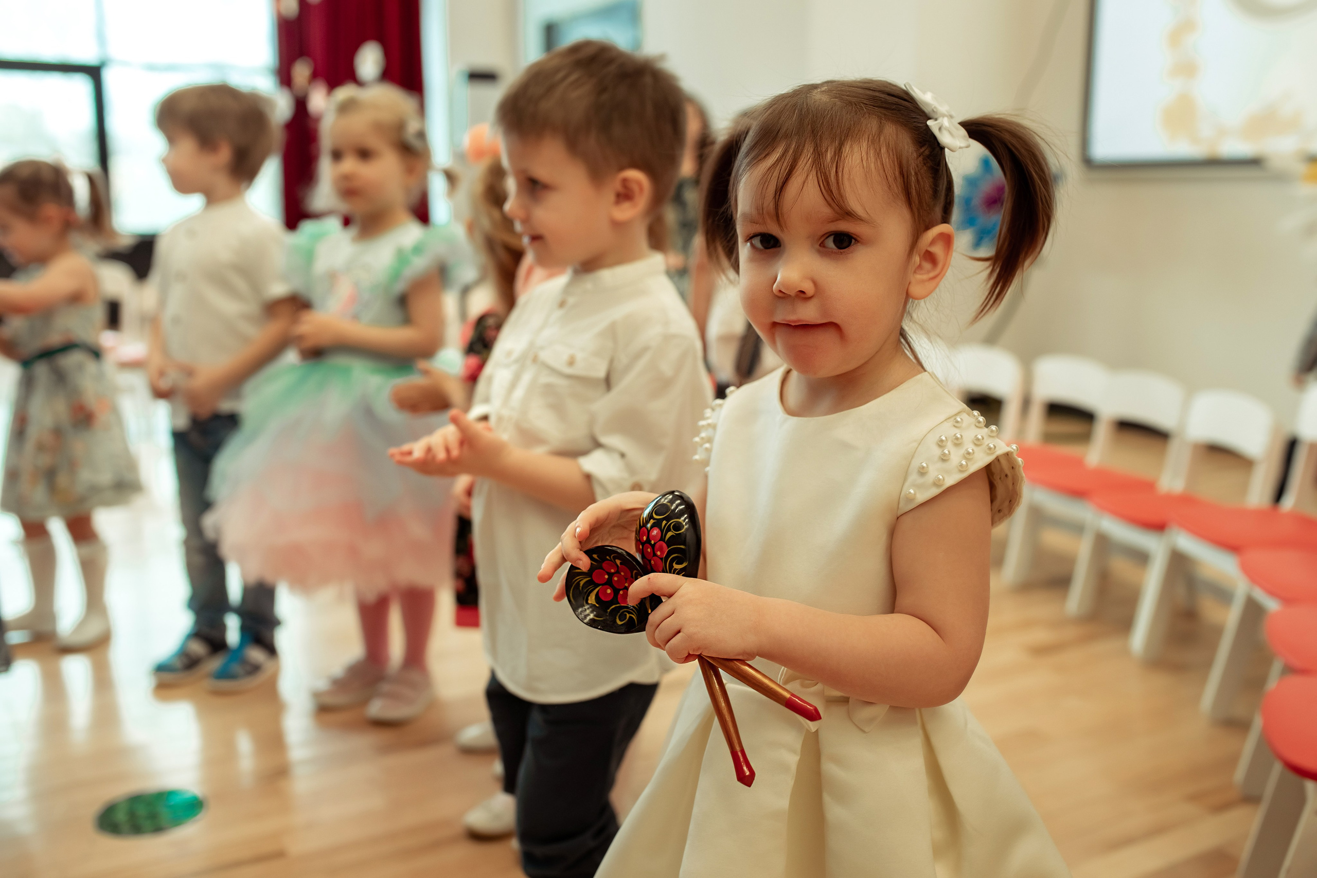 Праздник весны в детском саду. Семейный и детский фотограф в Москве Дорогова Екатерина