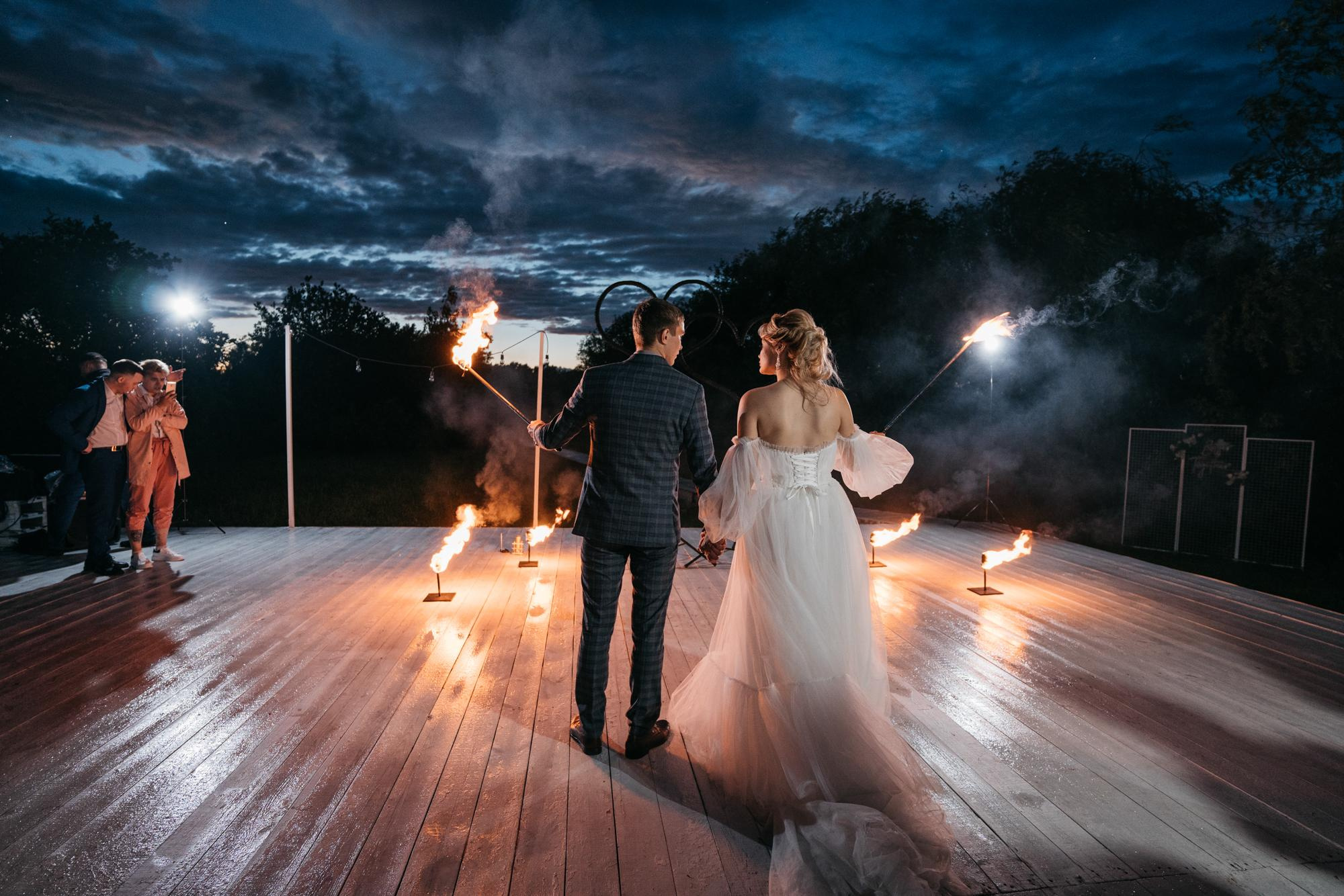 Свадебная фотосессия в парке Харитоновых, свадебная фотосессия в парке, на природе. Красивая пара, помогу запечатлеть ваше свадебное событие. Фотограф Татьяна Мамонтова