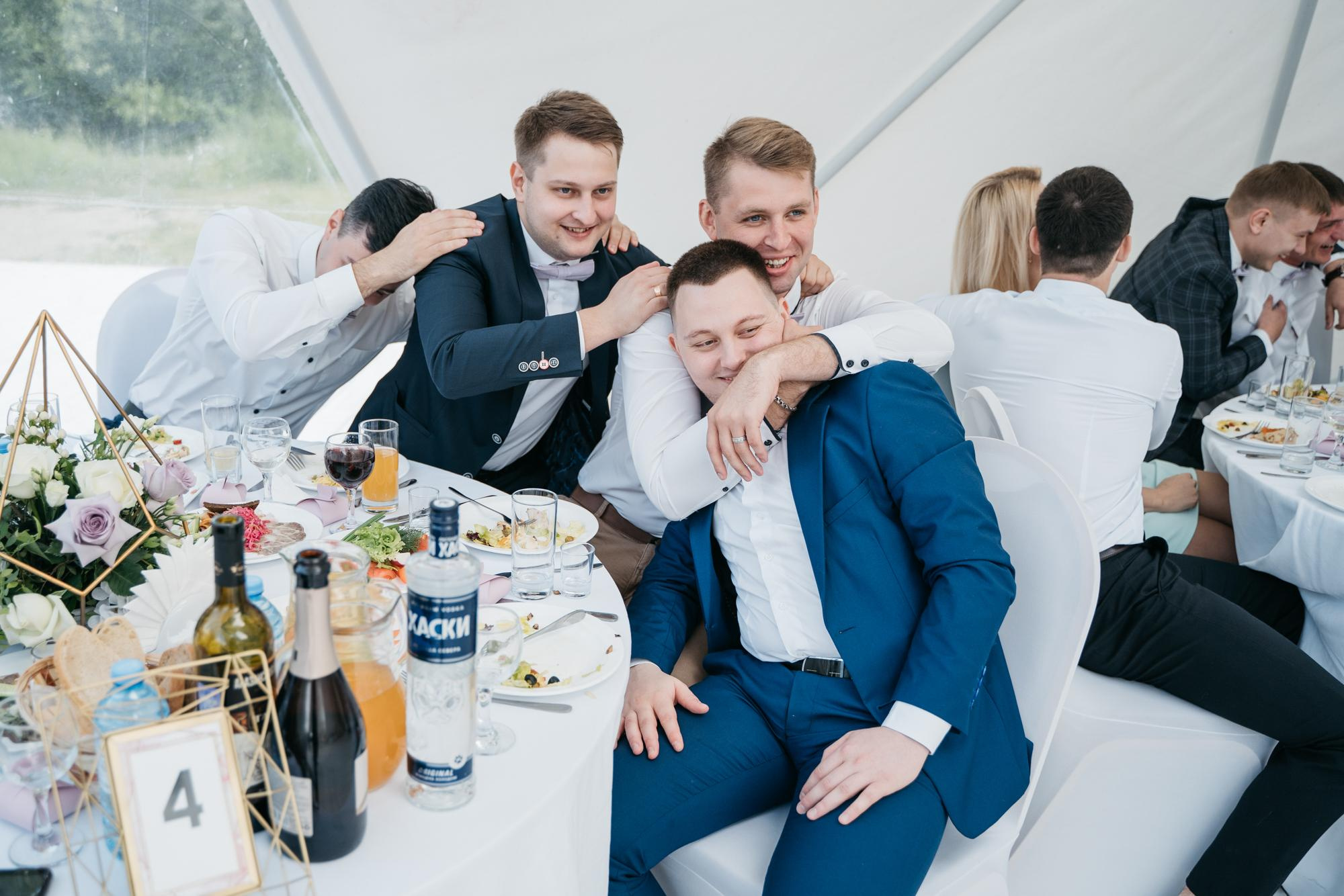 Свадебная фотосессия в парке Харитоновых, свадебная фотосессия в парке, на природе. Красивая пара, помогу запечатлеть ваше свадебное событие. Фотограф Татьяна Мамонтова