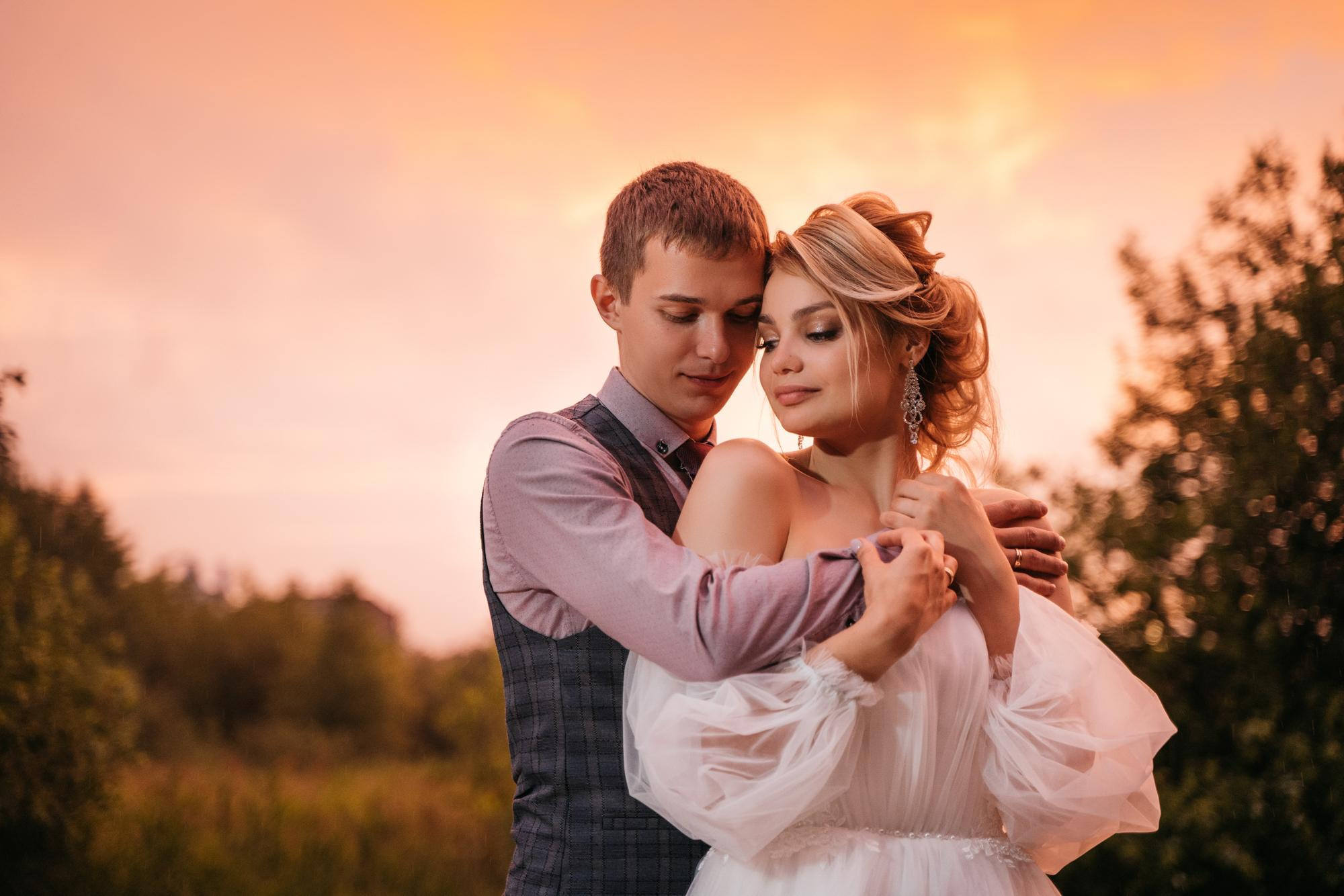 Свадебная фотосессия в парке Харитоновых, свадебная фотосессия в парке, на природе. Красивая пара, помогу запечатлеть ваше свадебное событие. Фотограф Татьяна Мамонтова