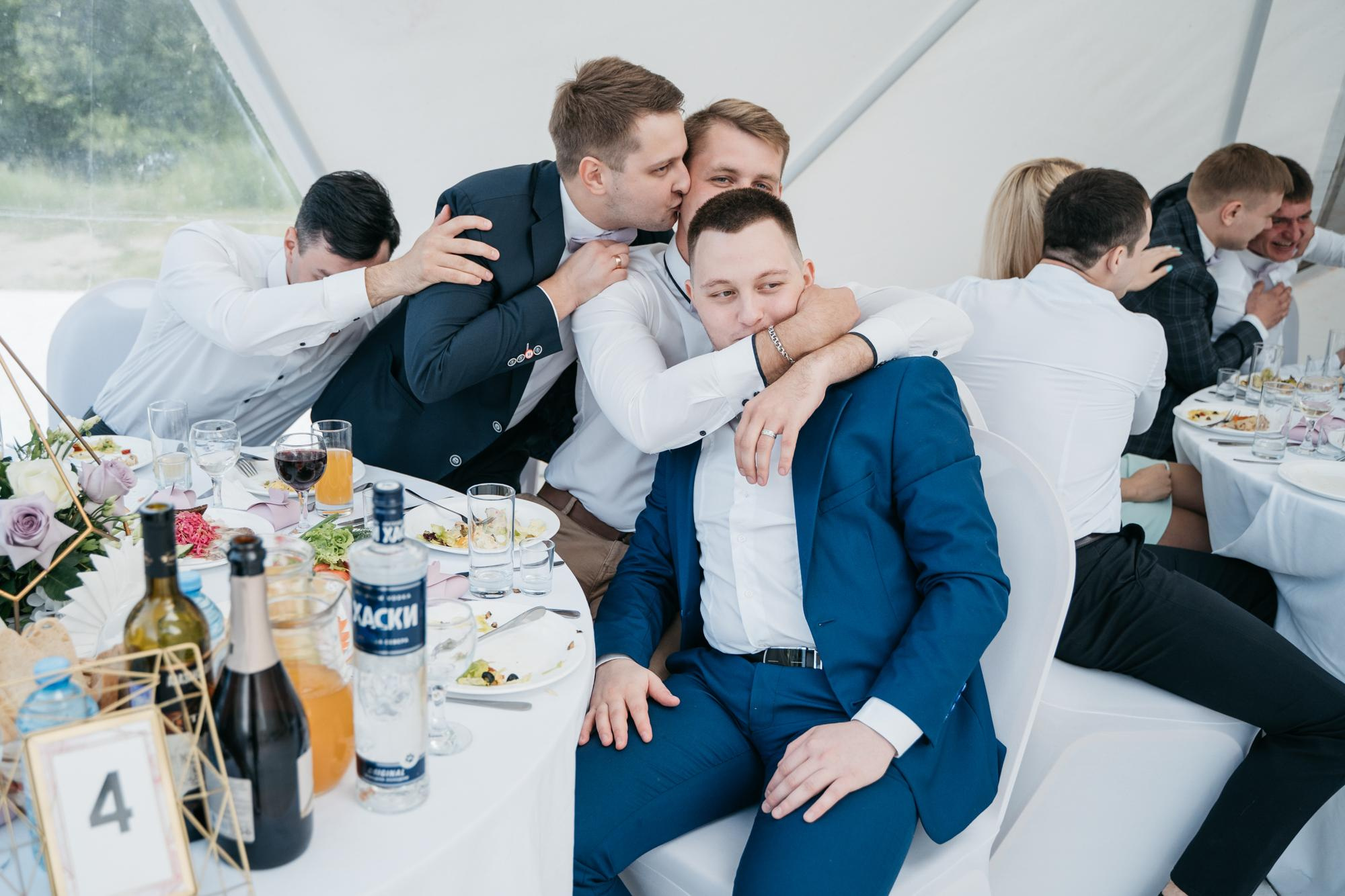 Свадебная фотосессия в парке Харитоновых, свадебная фотосессия в парке, на природе. Красивая пара, помогу запечатлеть ваше свадебное событие. Фотограф Татьяна Мамонтова