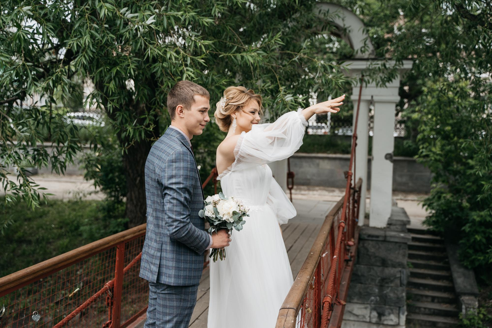 Свадебная фотосессия в парке Харитоновых, свадебная фотосессия в парке, на природе. Красивая пара, помогу запечатлеть ваше свадебное событие. Фотограф Татьяна Мамонтова