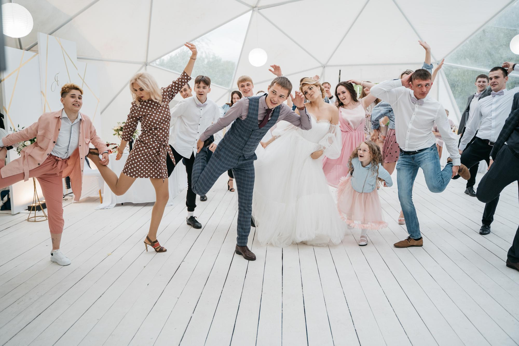 Свадебная фотосессия в парке Харитоновых, свадебная фотосессия в парке, на природе. Красивая пара, помогу запечатлеть ваше свадебное событие. Фотограф Татьяна Мамонтова