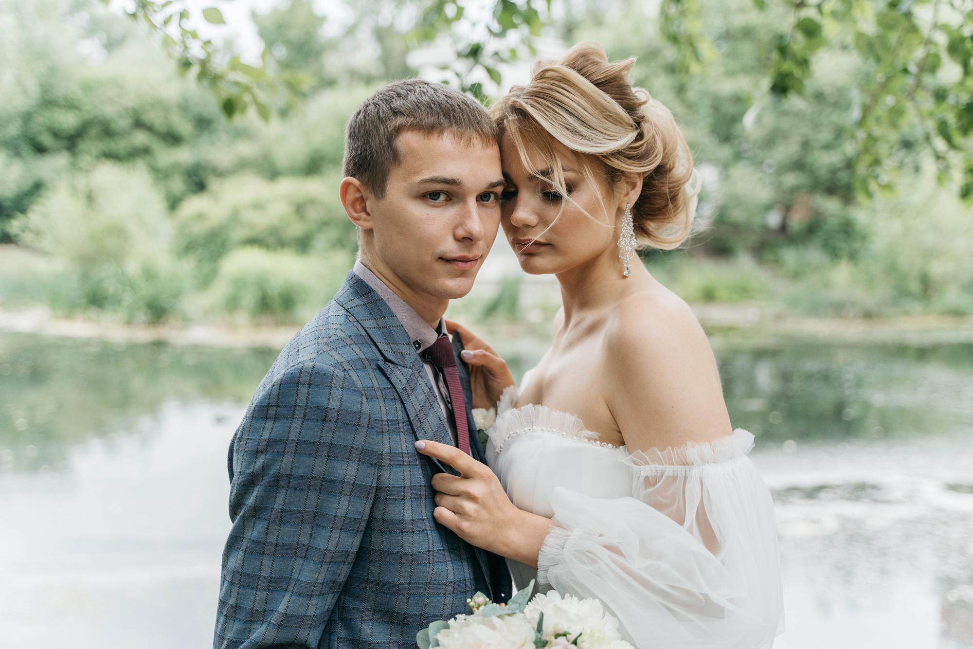 Свадебная фотосессия в парке Харитоновых, свадебная фотосессия в парке, на природе. Красивая пара, помогу запечатлеть ваше свадебное событие. Фотограф Татьяна Мамонтова