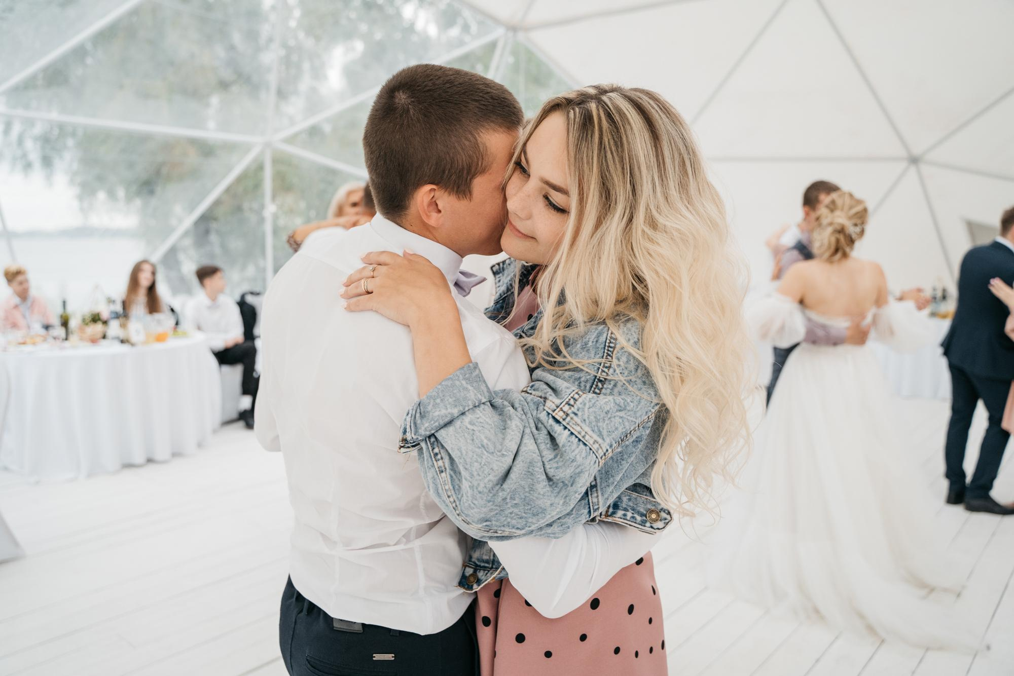 Свадебная фотосессия в парке Харитоновых, свадебная фотосессия в парке, на природе. Красивая пара, помогу запечатлеть ваше свадебное событие. Фотограф Татьяна Мамонтова