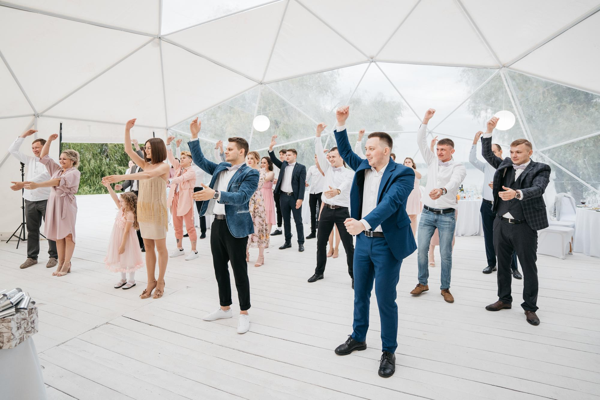 Свадебная фотосессия в парке Харитоновых, свадебная фотосессия в парке, на природе. Красивая пара, помогу запечатлеть ваше свадебное событие. Фотограф Татьяна Мамонтова