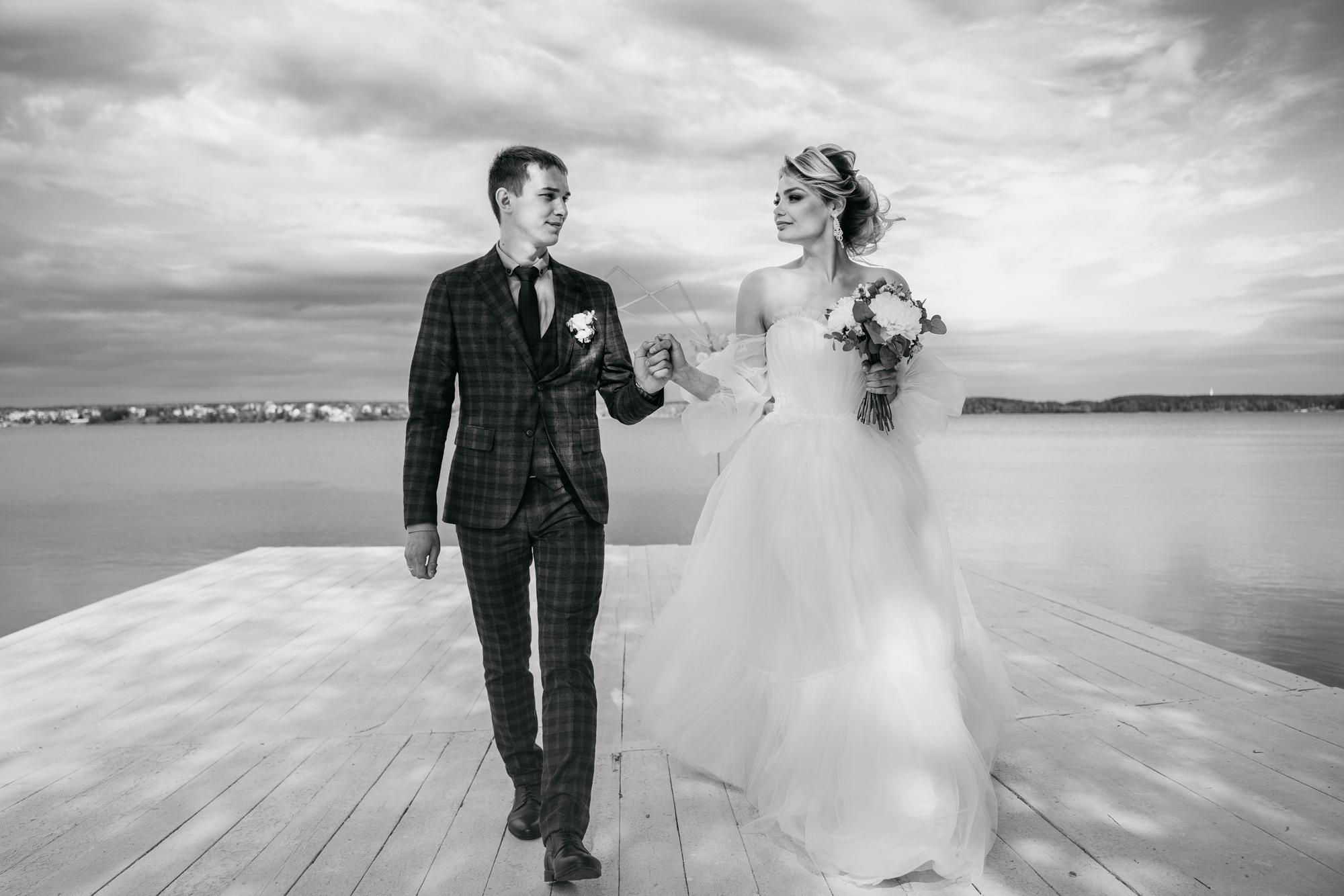 Свадебная фотосессия в парке Харитоновых, свадебная фотосессия в парке, на природе. Красивая пара, помогу запечатлеть ваше свадебное событие. Фотограф Татьяна Мамонтова