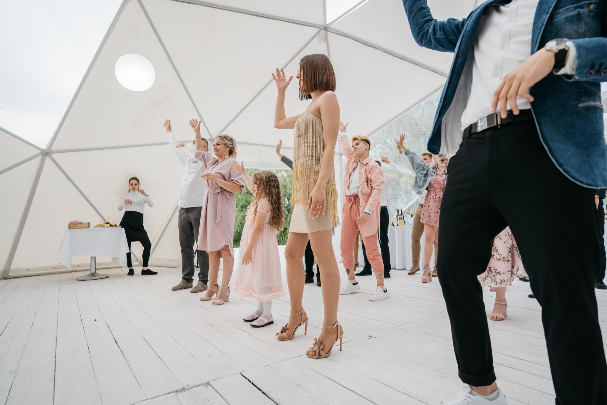 Свадебная фотосессия в парке Харитоновых, свадебная фотосессия в парке, на природе. Красивая пара, помогу запечатлеть ваше свадебное событие. Фотограф Татьяна Мамонтова