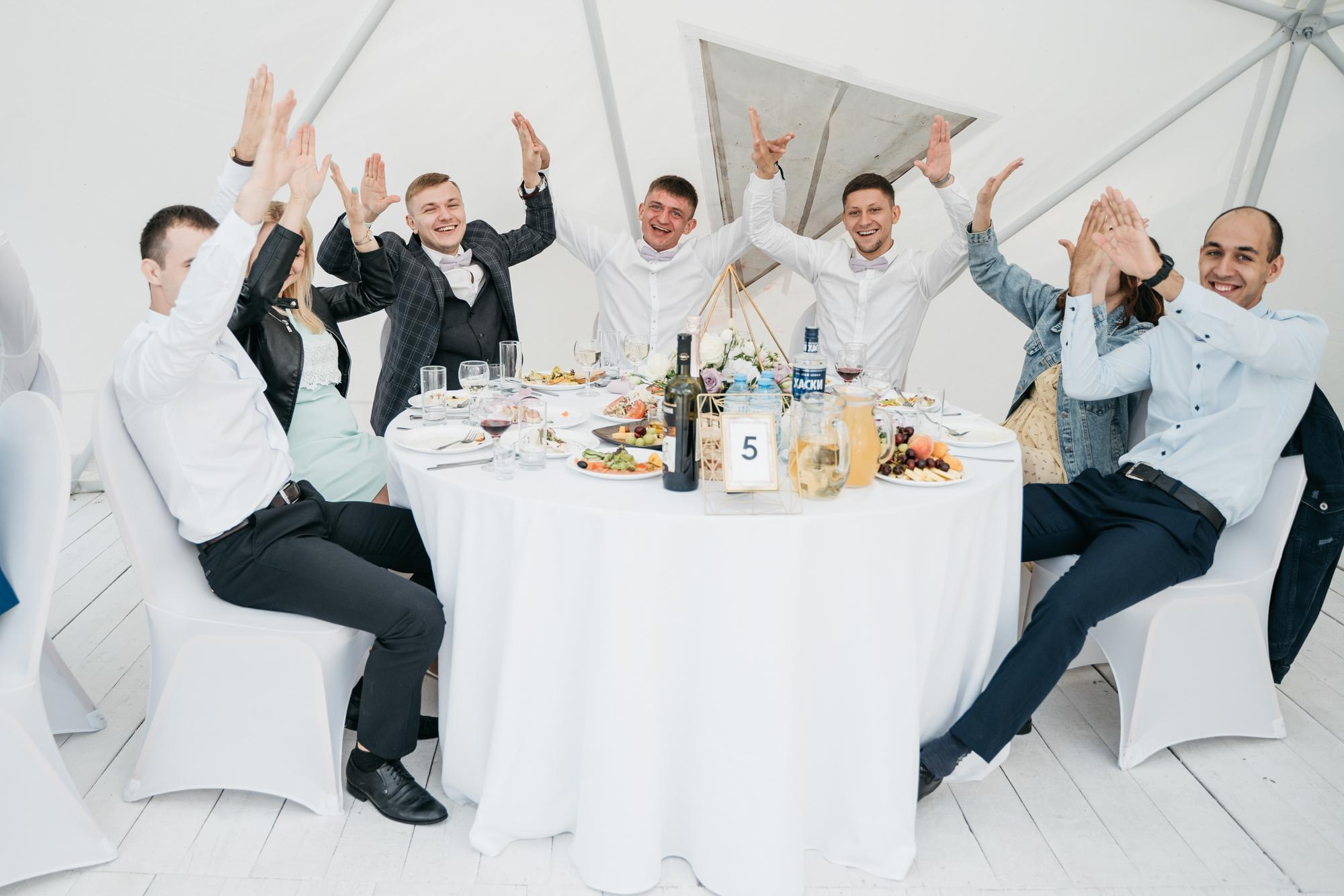 Свадебная фотосессия в парке Харитоновых, свадебная фотосессия в парке, на природе. Красивая пара, помогу запечатлеть ваше свадебное событие. Фотограф Татьяна Мамонтова