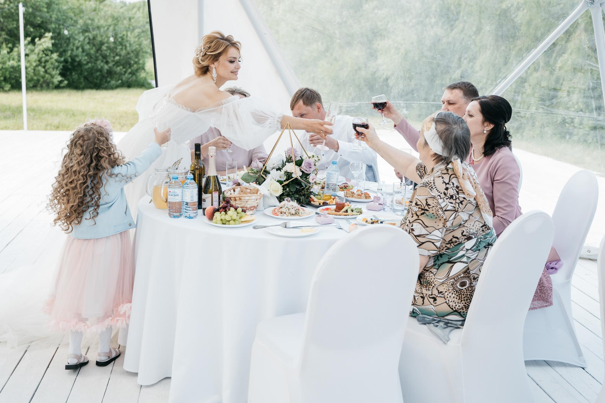 Свадебная фотосессия в парке Харитоновых, свадебная фотосессия в парке, на природе. Красивая пара, помогу запечатлеть ваше свадебное событие. Фотограф Татьяна Мамонтова