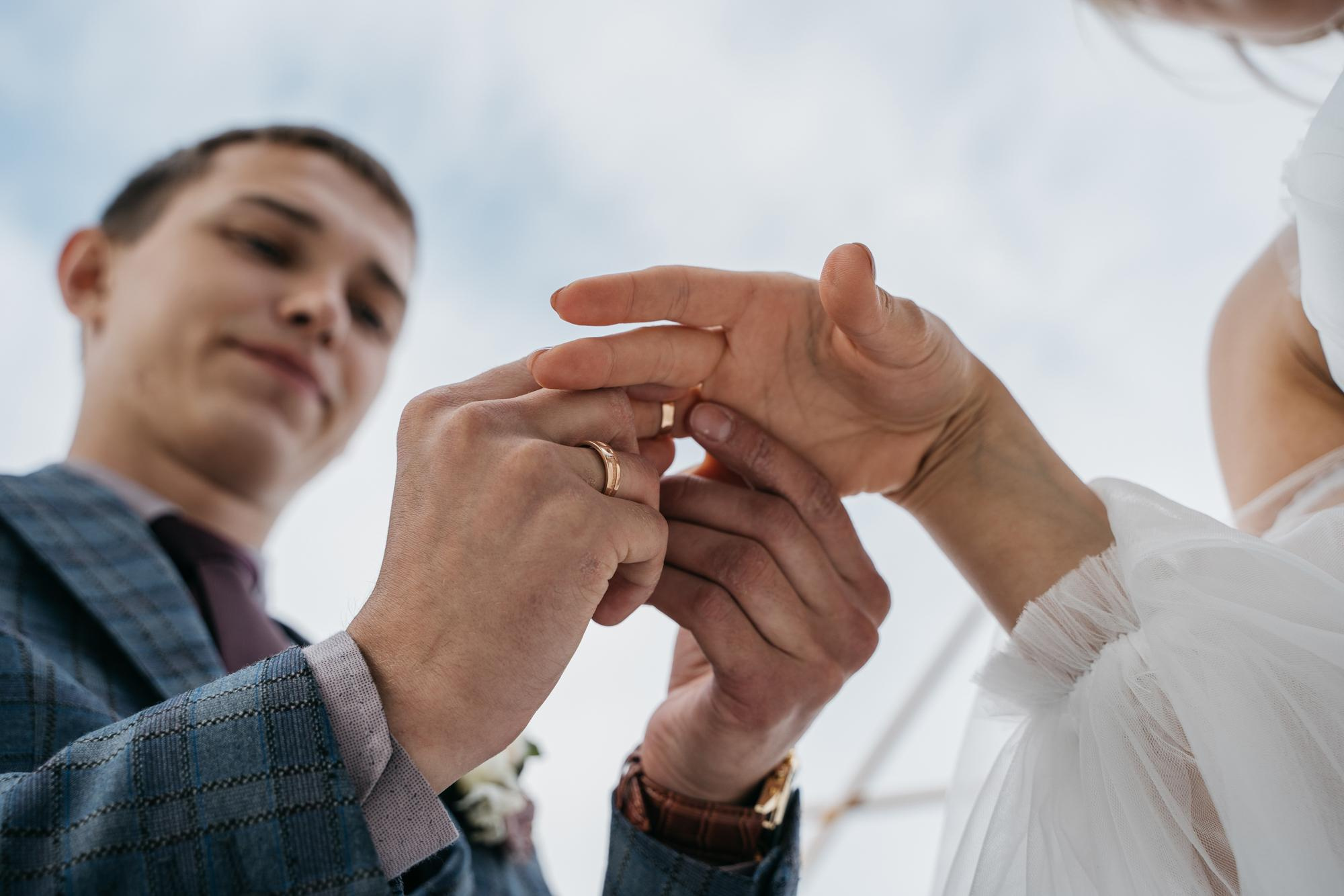 Свадебная фотосессия в парке Харитоновых, свадебная фотосессия в парке, на природе. Красивая пара, помогу запечатлеть ваше свадебное событие. Фотограф Татьяна Мамонтова